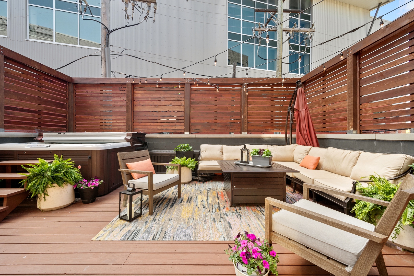 1014 N Larrabee Street Unit: 1N