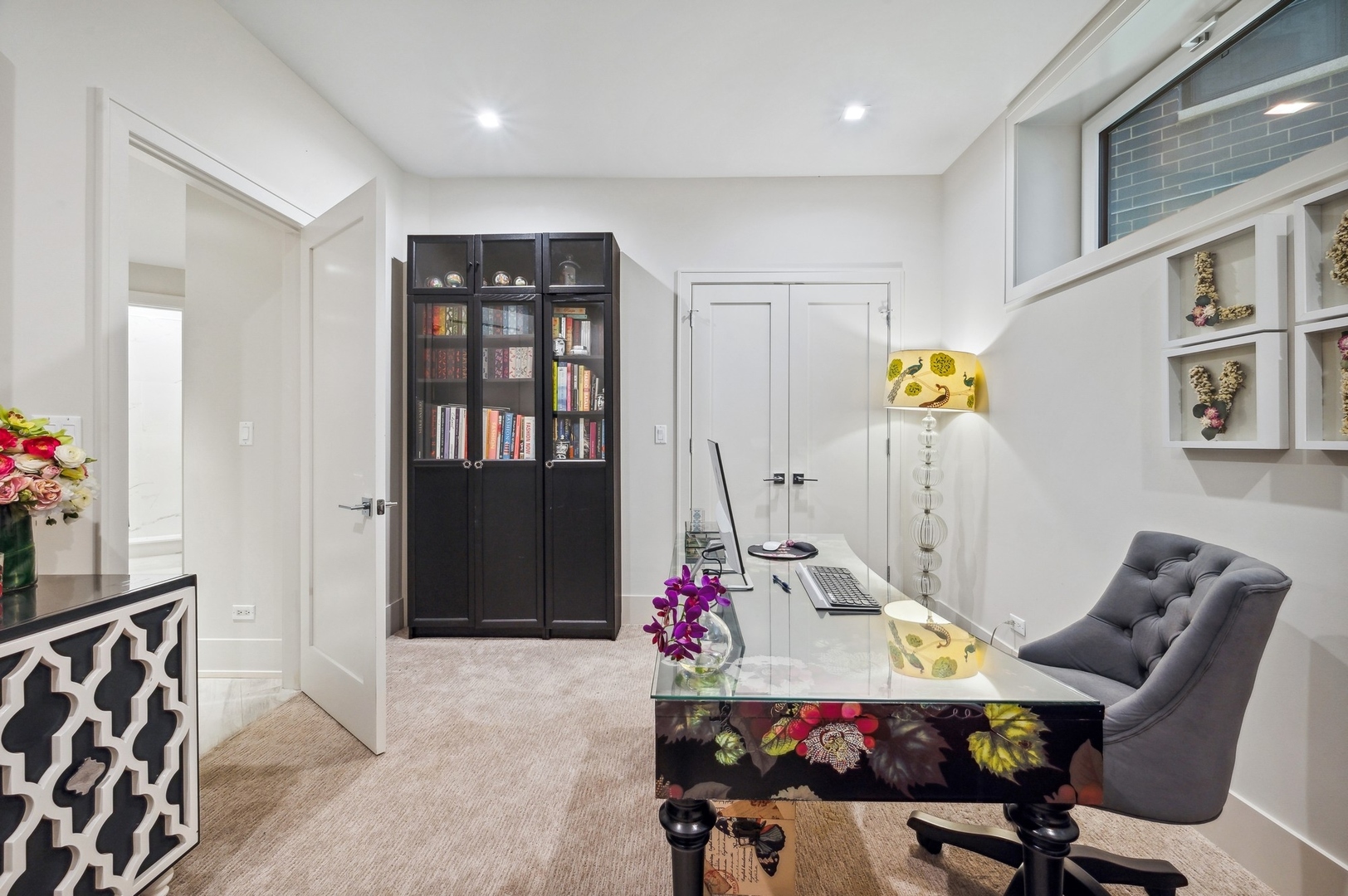 1334 W WALTON Street Unit: 1W