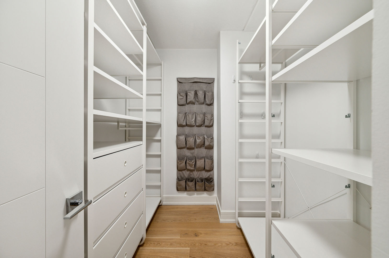 2221 W Superior Street Unit: 306