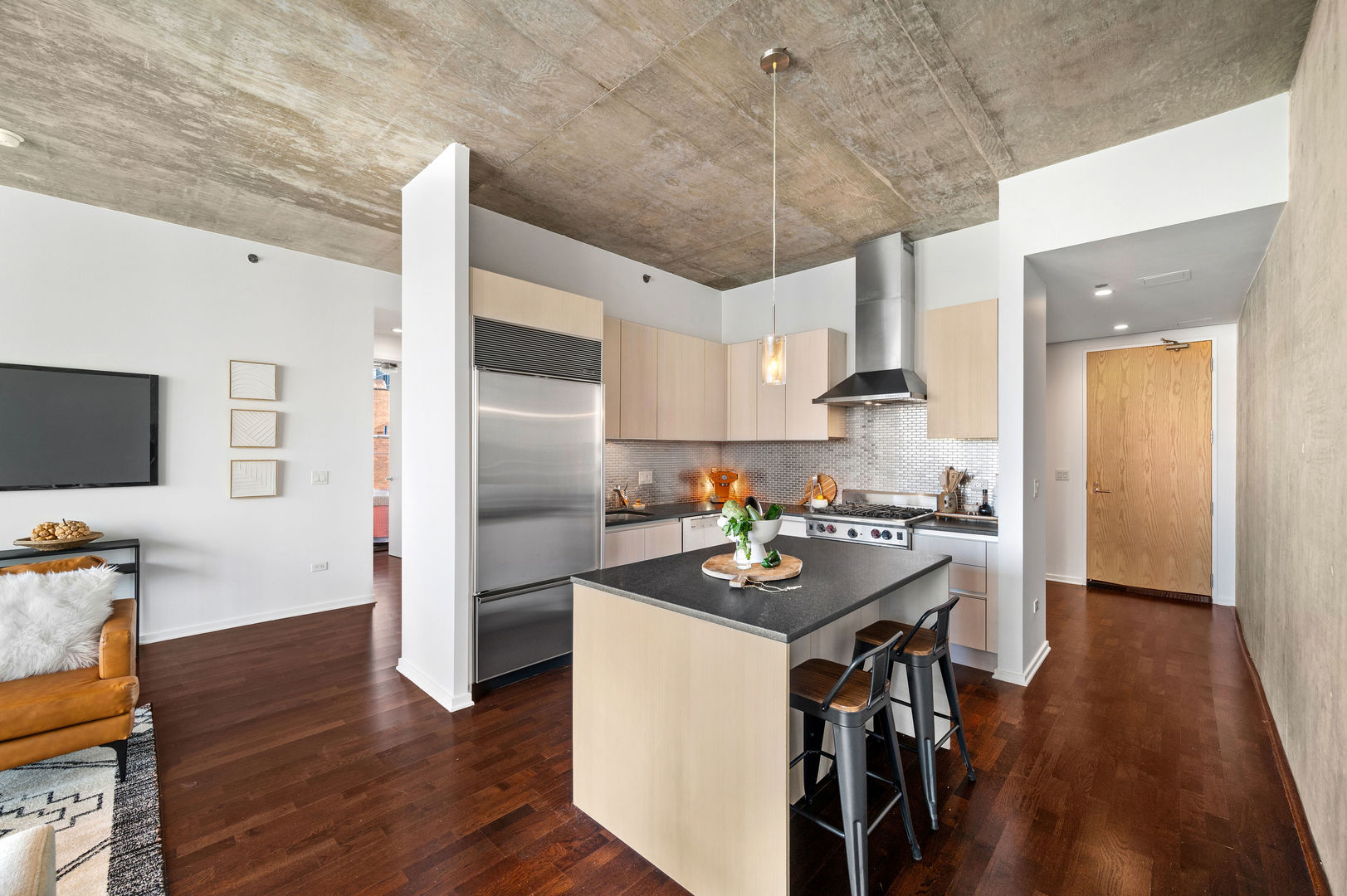 600 N Fairbanks Court Unit: 2502