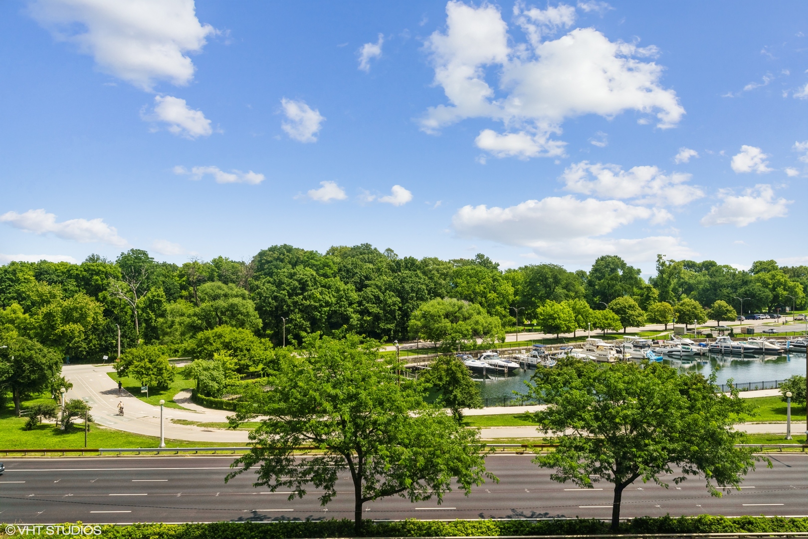 3530 N Lake Shore Drive Unit: 5B