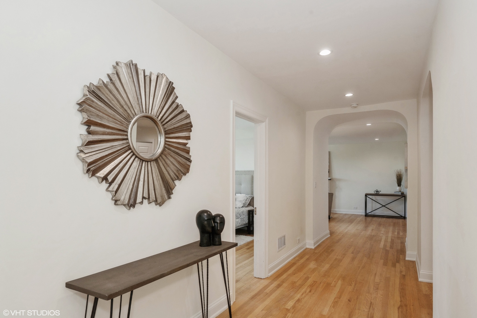 3530 N Lake Shore Drive Unit: 5B