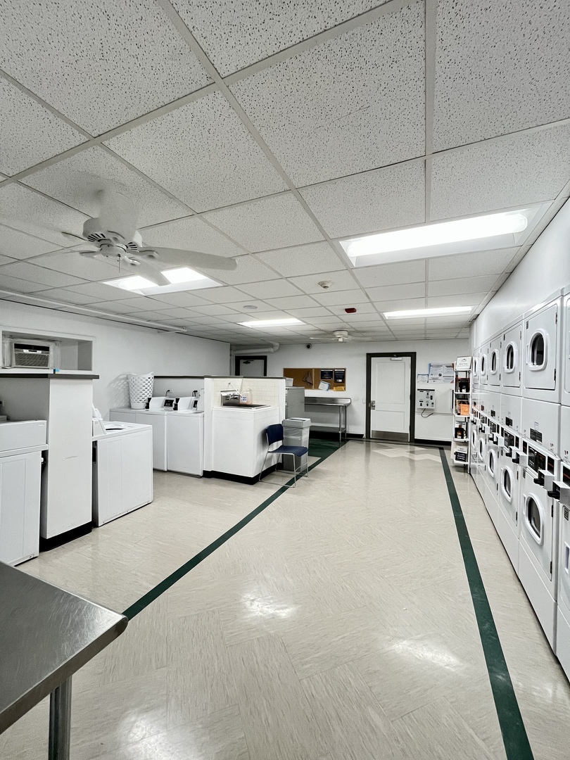 3530 N Lake Shore Drive Unit: 5B