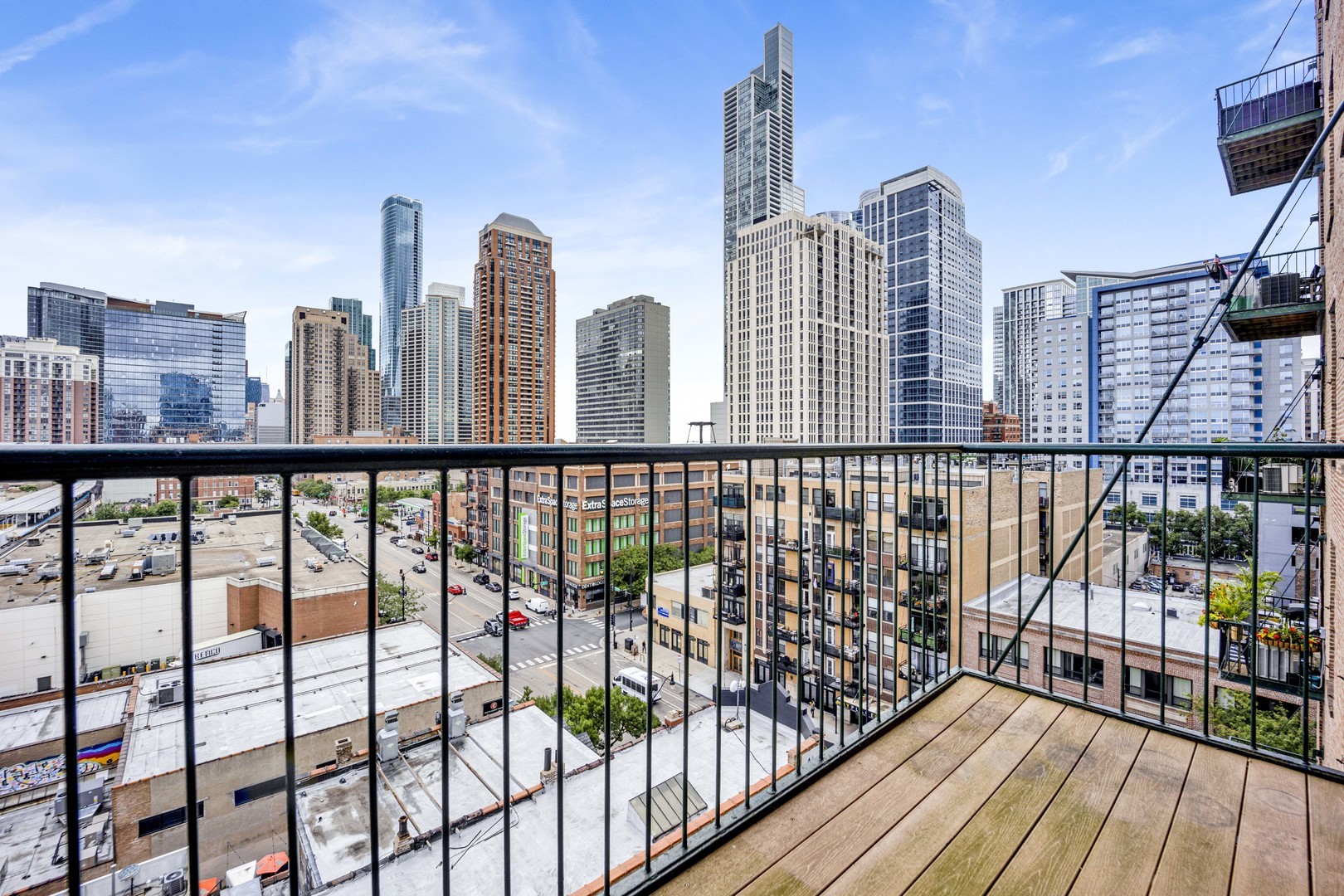 1322 S Wabash Avenue Unit: 807