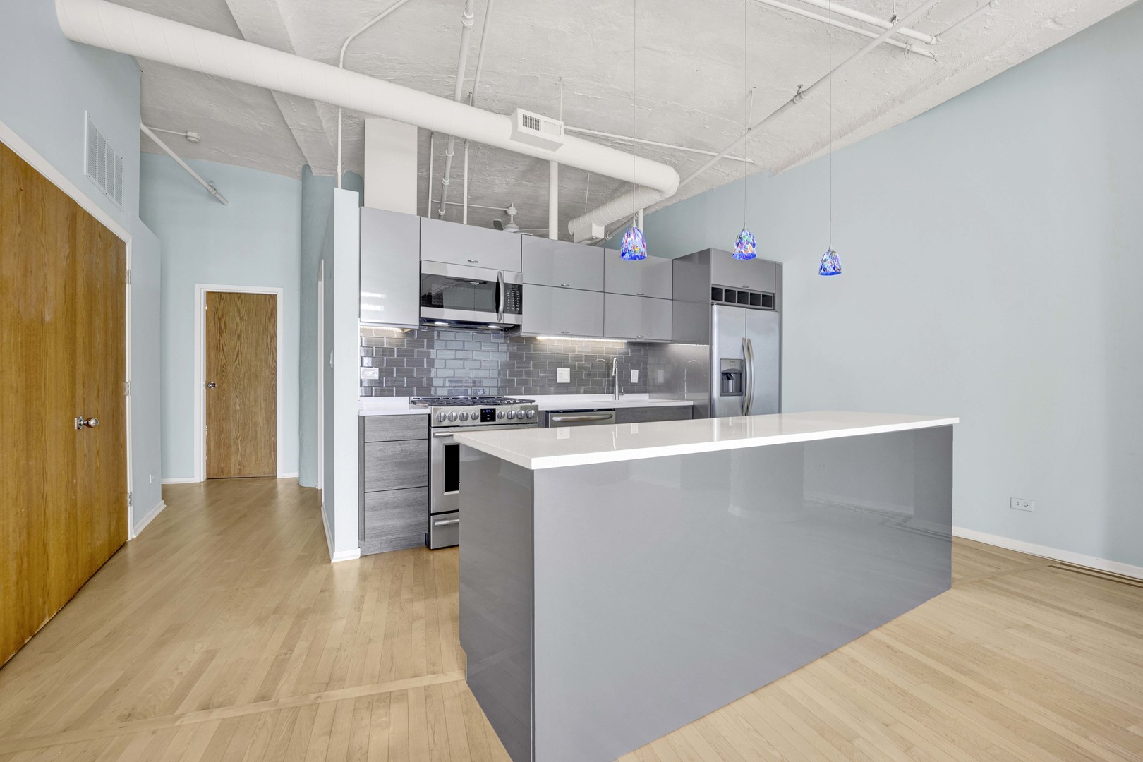 1322 S Wabash Avenue Unit: 807