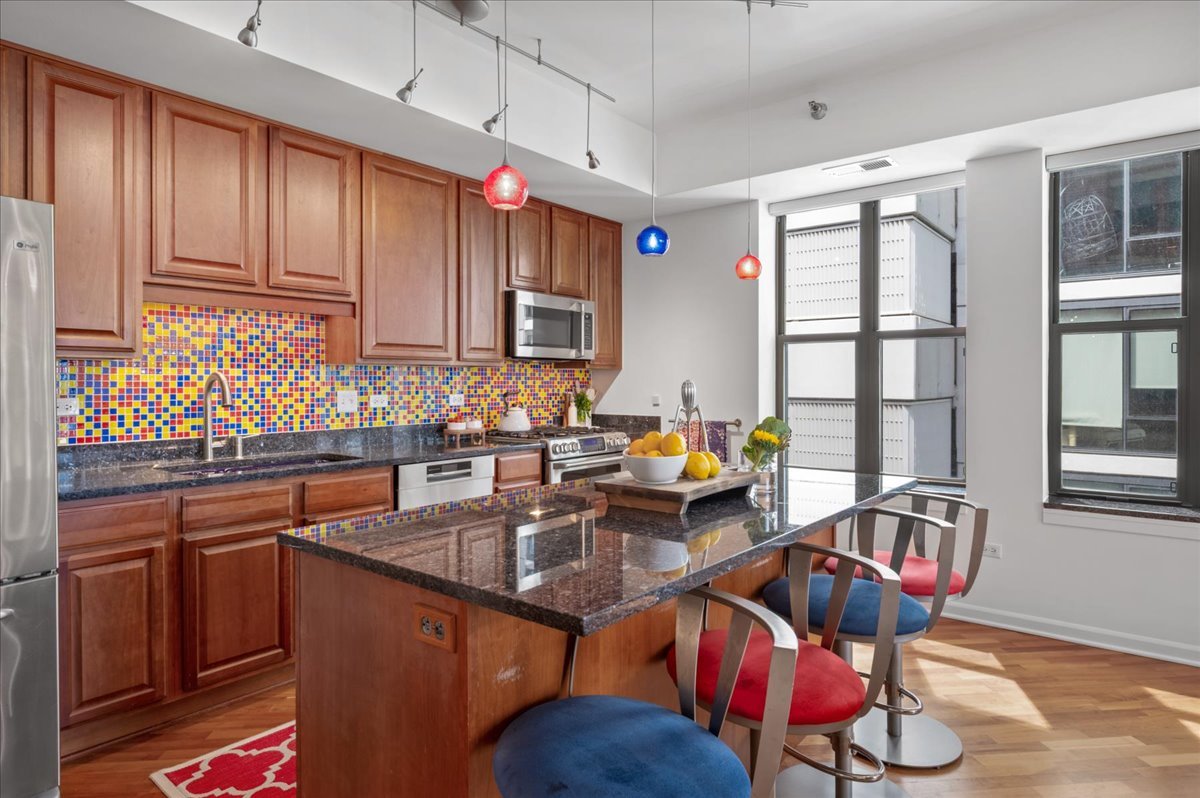 1250 S Indiana Avenue Unit: 1201