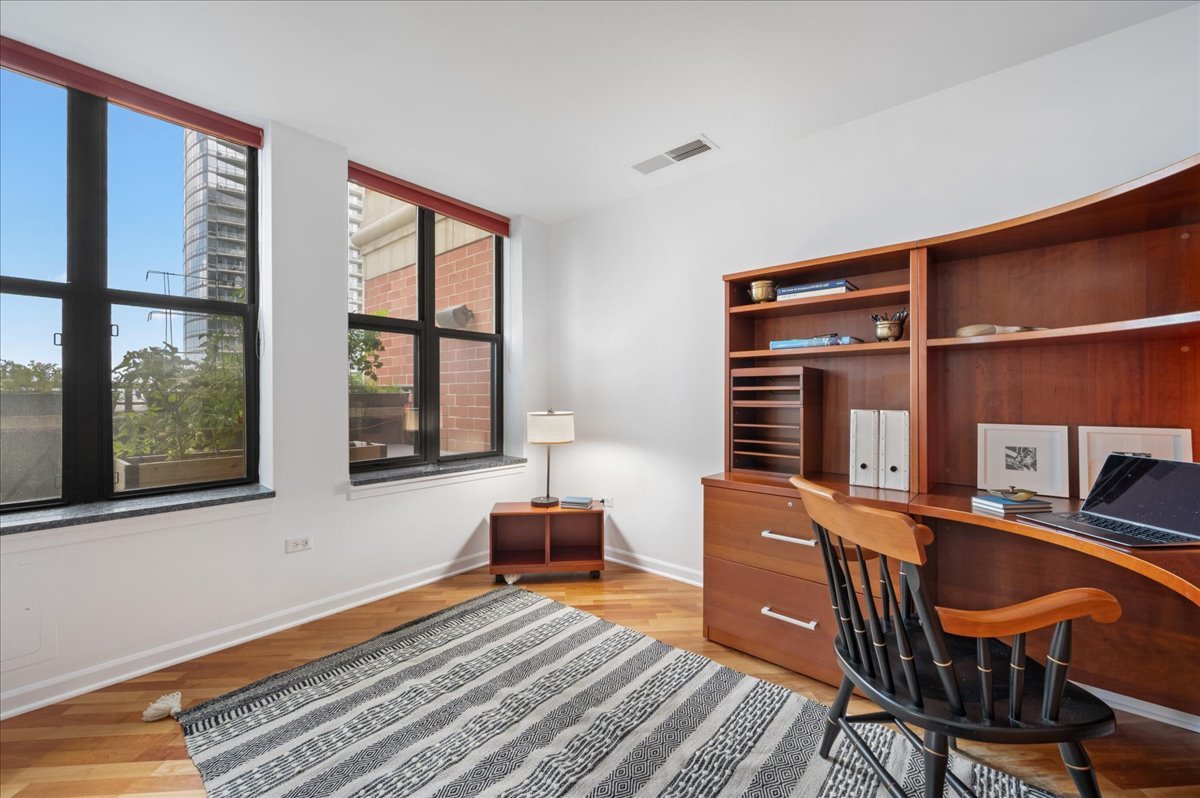 1250 S Indiana Avenue Unit: 1201