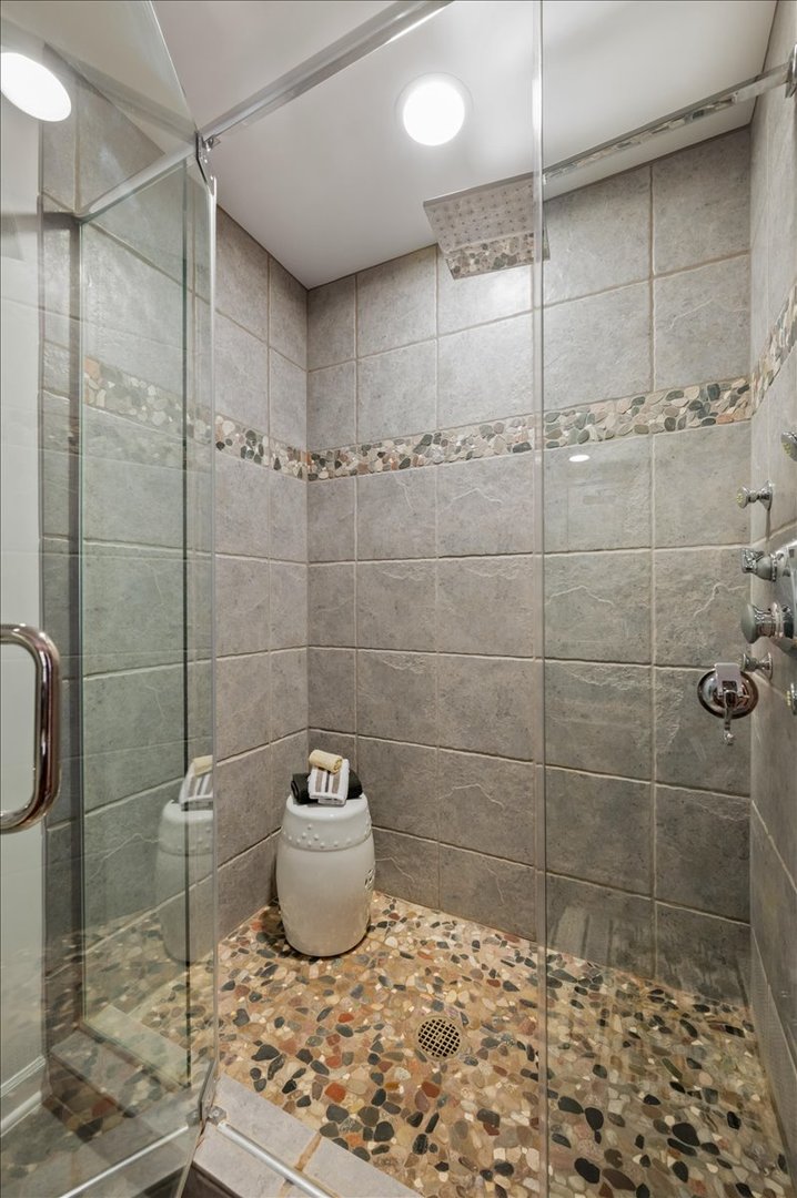 1250 S Indiana Avenue Unit: 1201