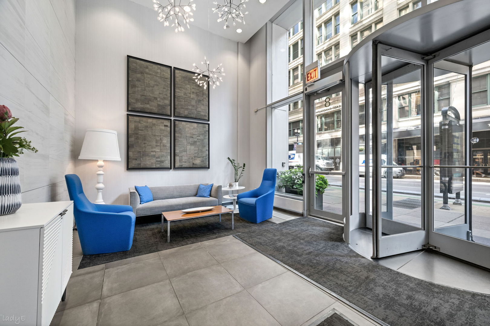 8 E Randolph Street Unit: 3202