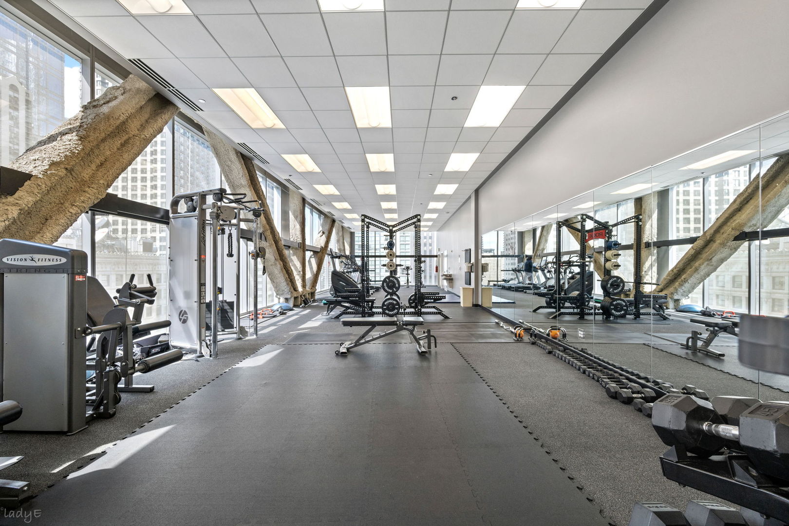 8 E Randolph Street Unit: 3202