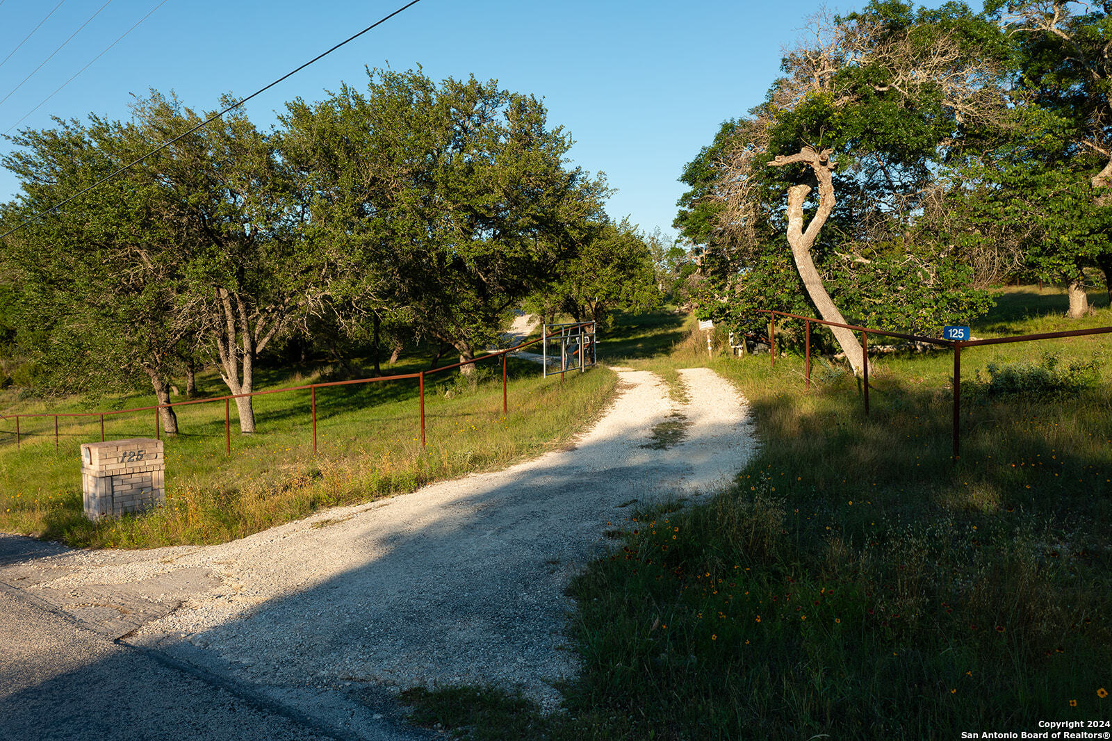 125 TEN WEST DR
