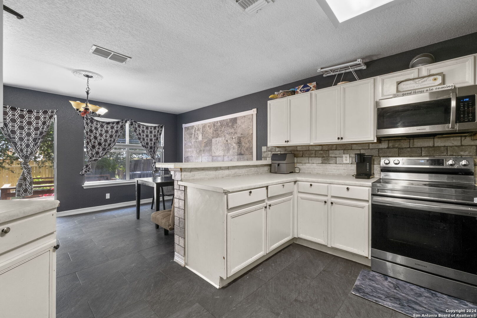 9962 SHADY MEADOWS