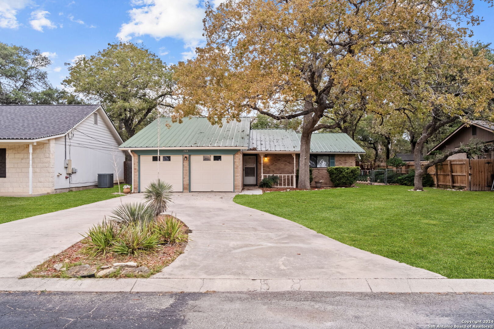 244 DEER CREEK DR