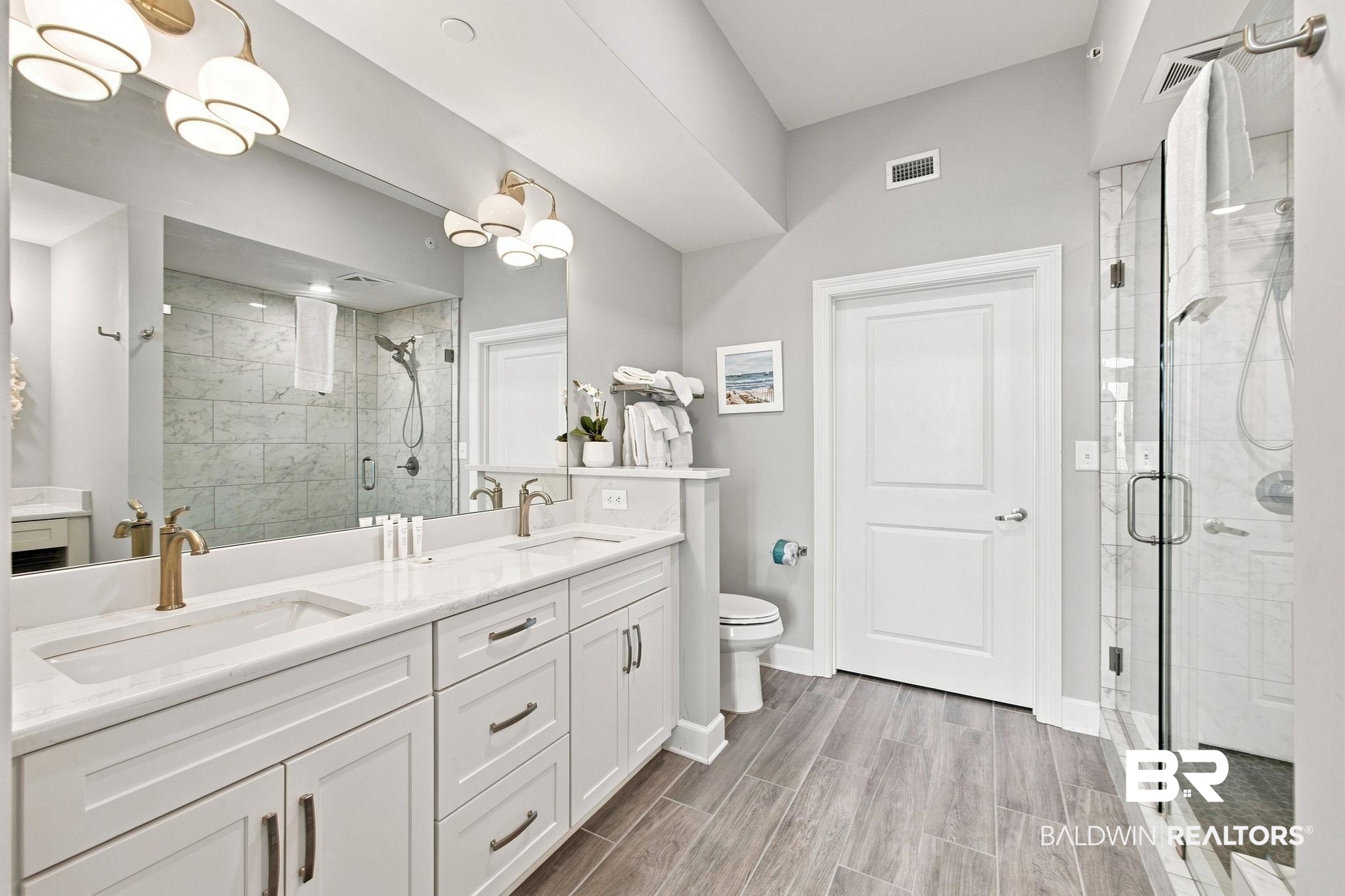 533 E Beach Boulevard # 1002