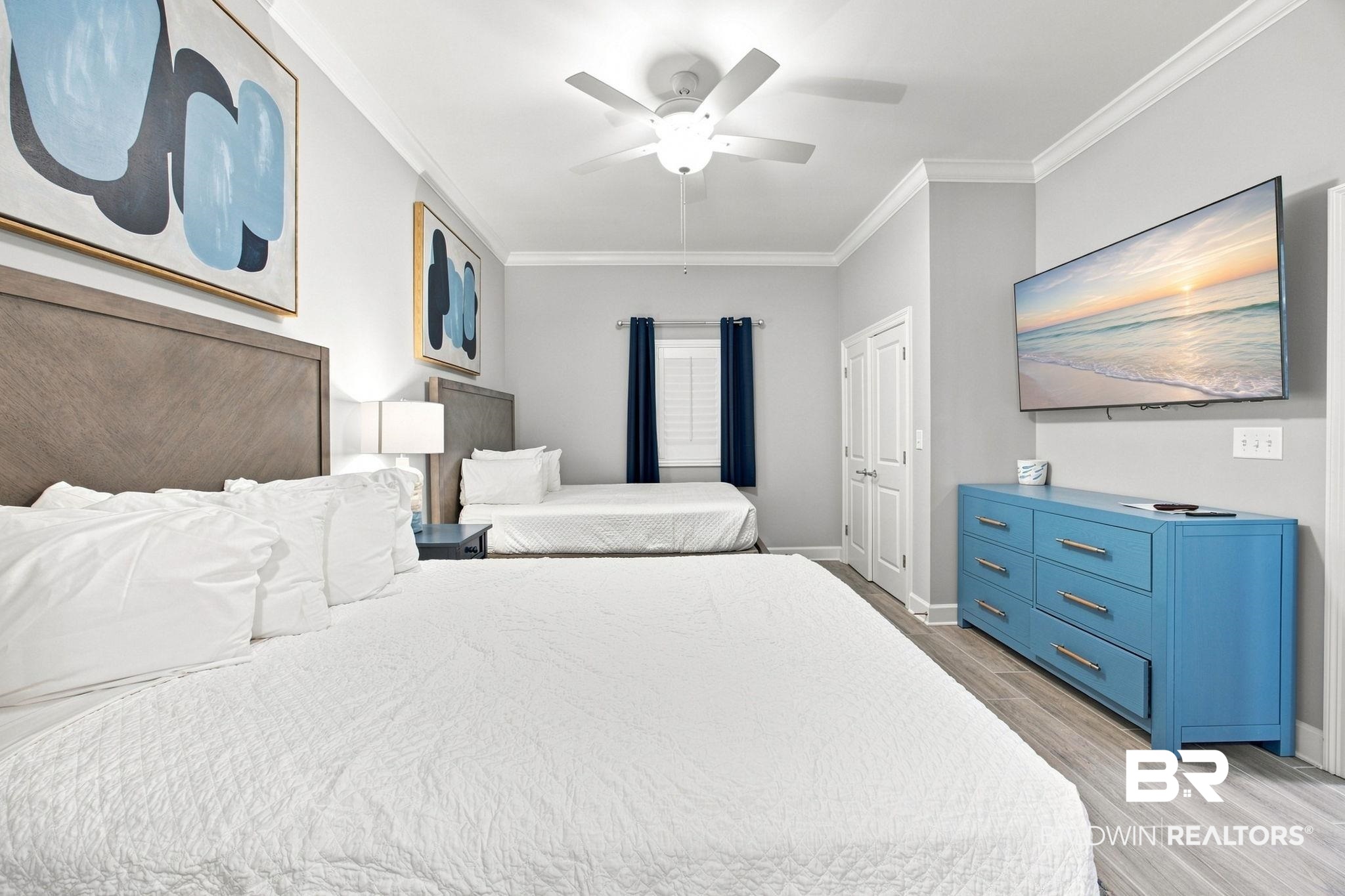 533 E Beach Boulevard # 1002