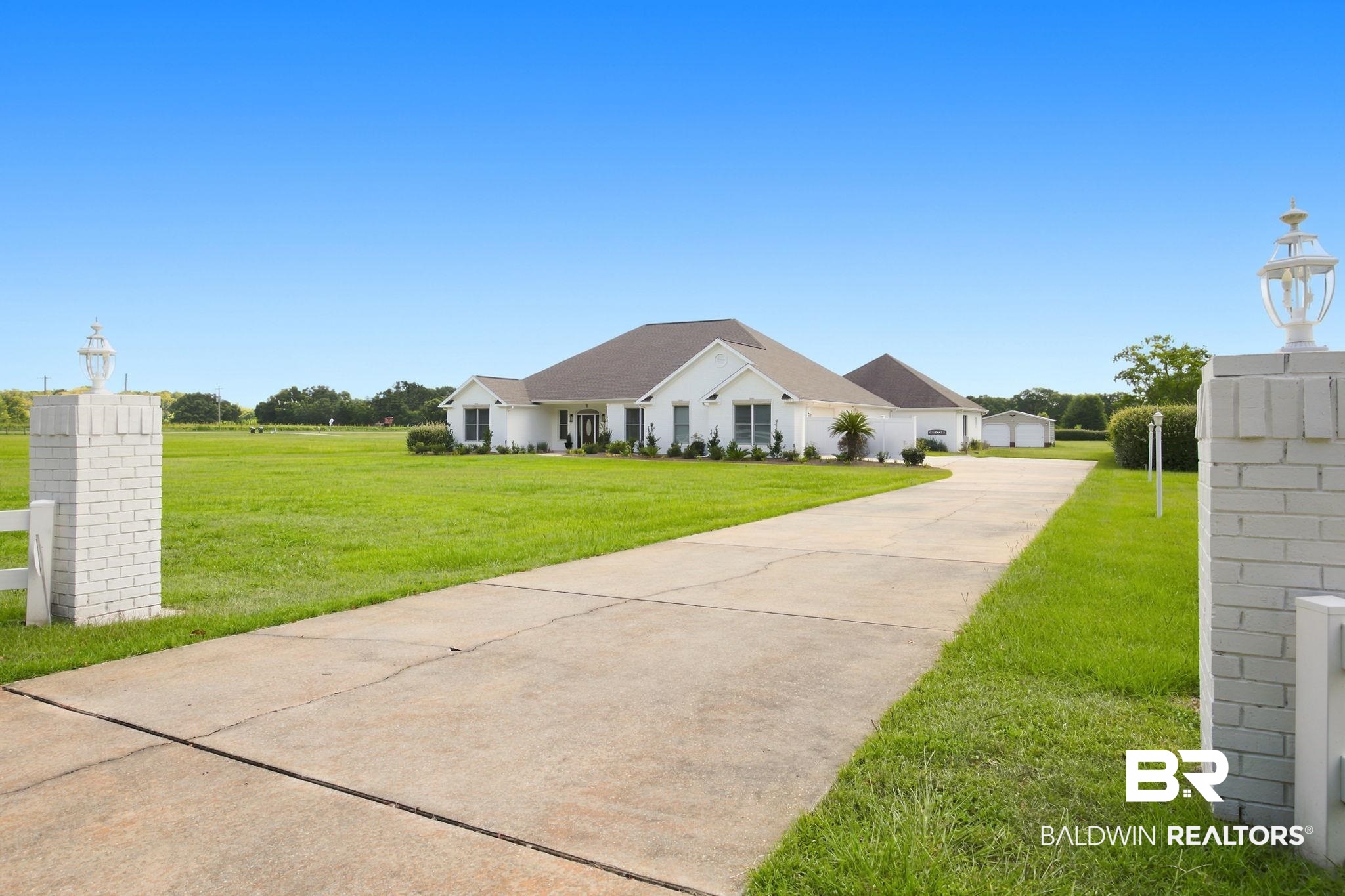 15896 County Road 73