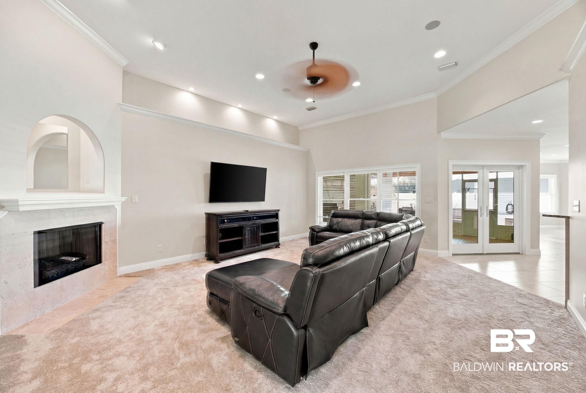 15896 County Road 73