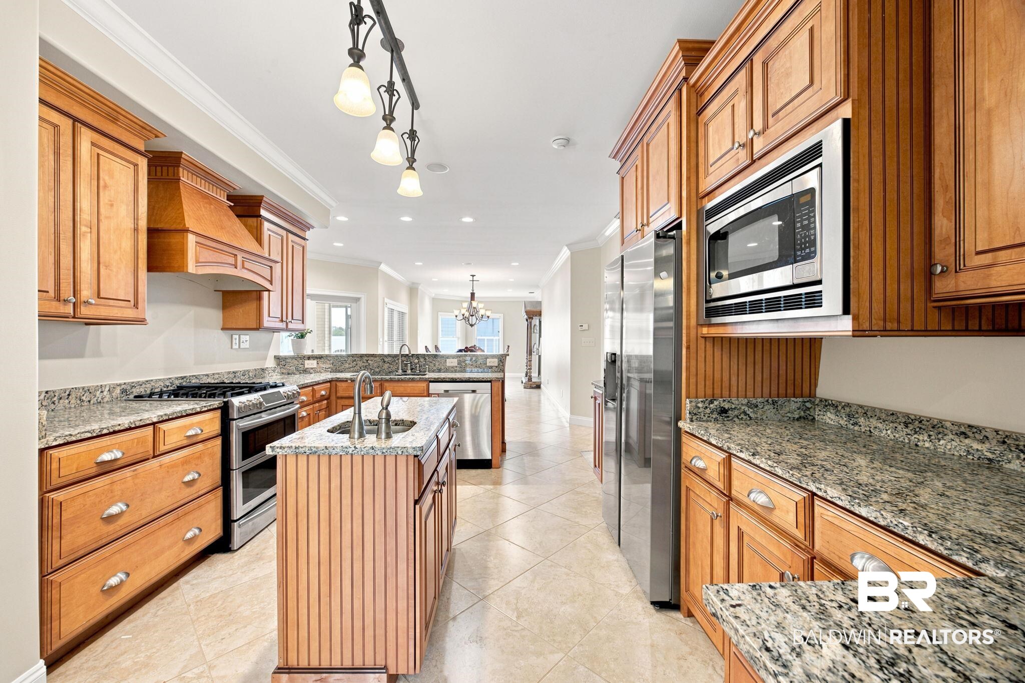 15896 County Road 73
