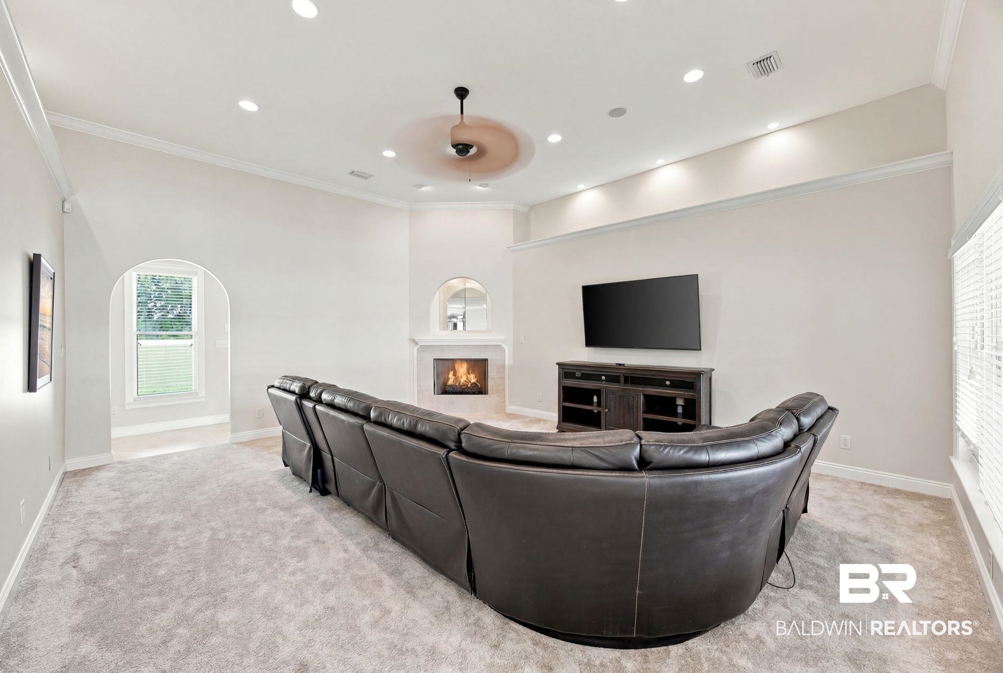15896 County Road 73