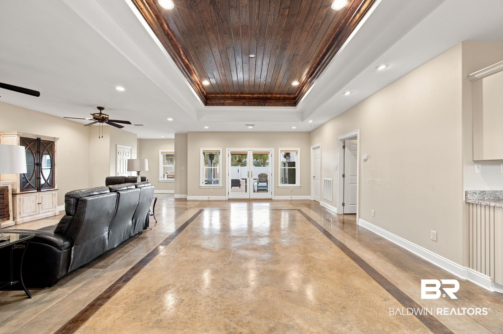 15896 County Road 73