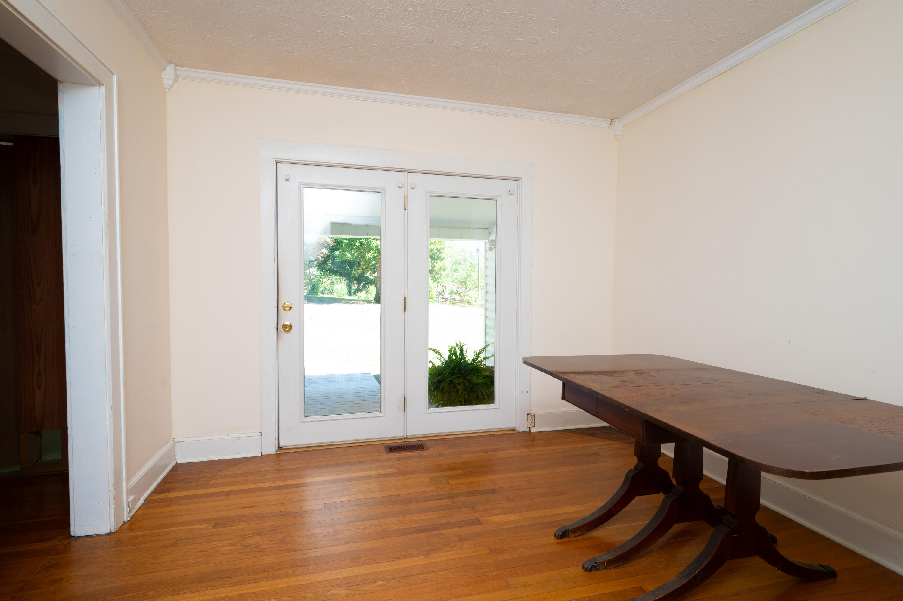 523 Lebanon Road