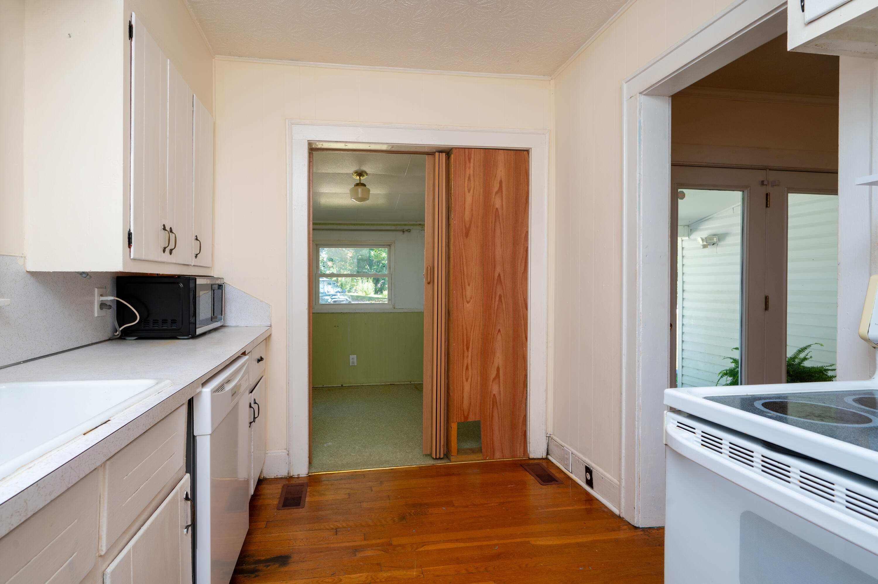 523 Lebanon Road