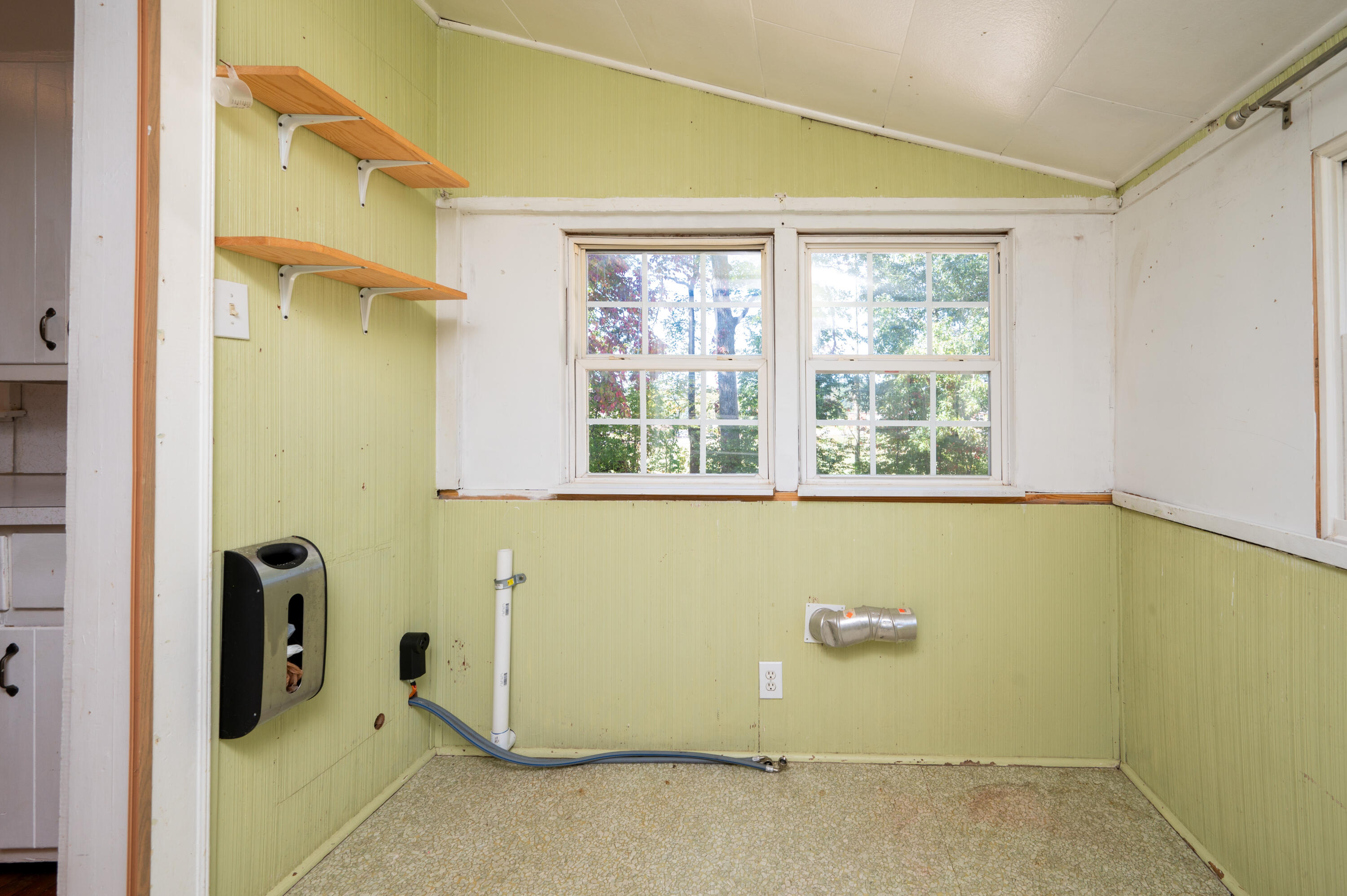 523 Lebanon Road