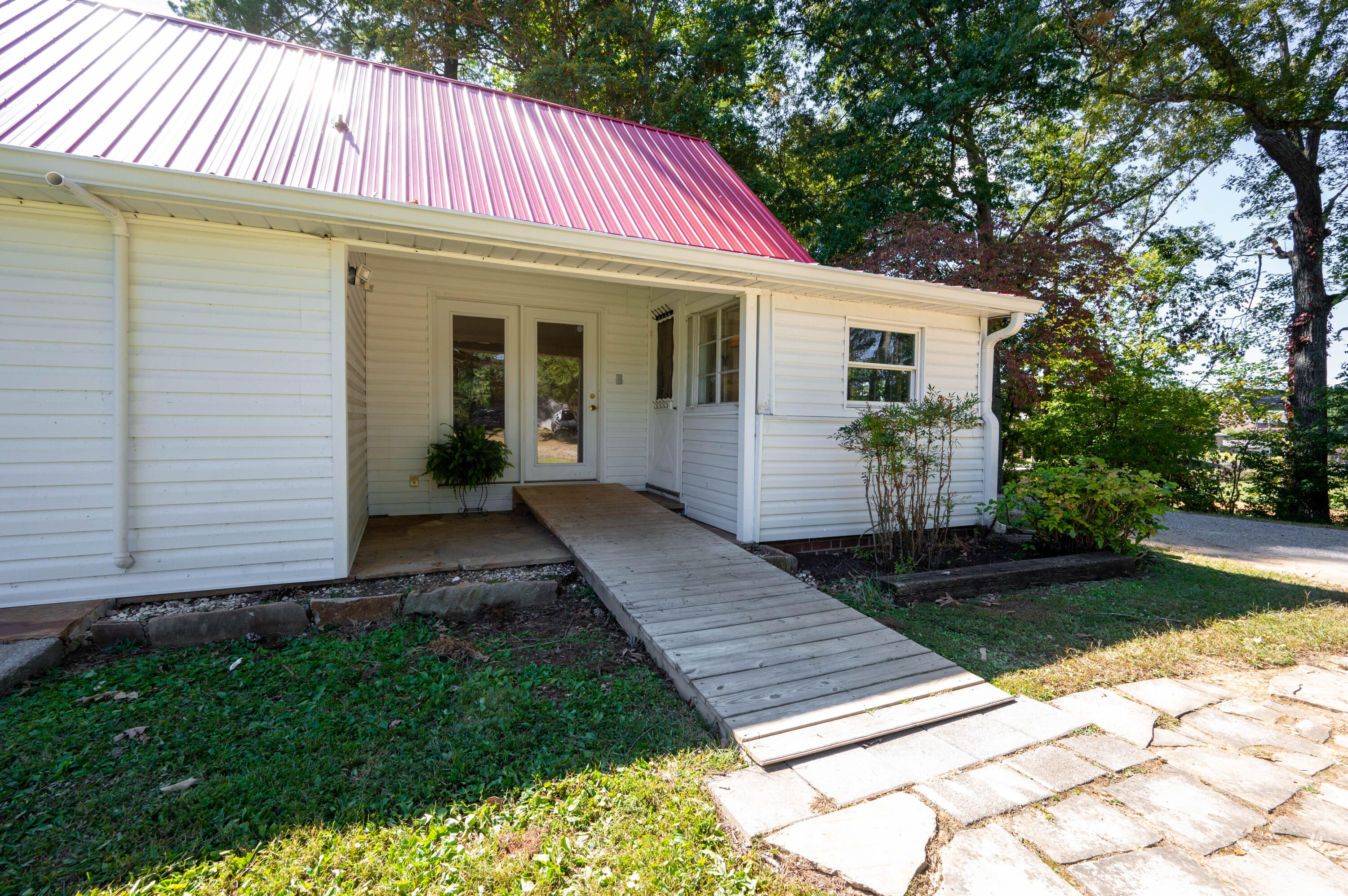 523 Lebanon Road