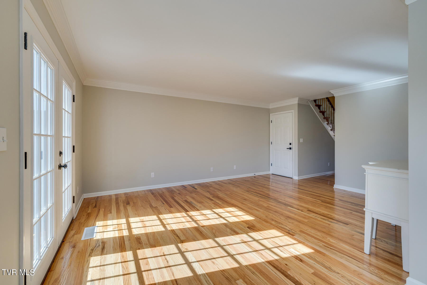 419 Andover Court, 419