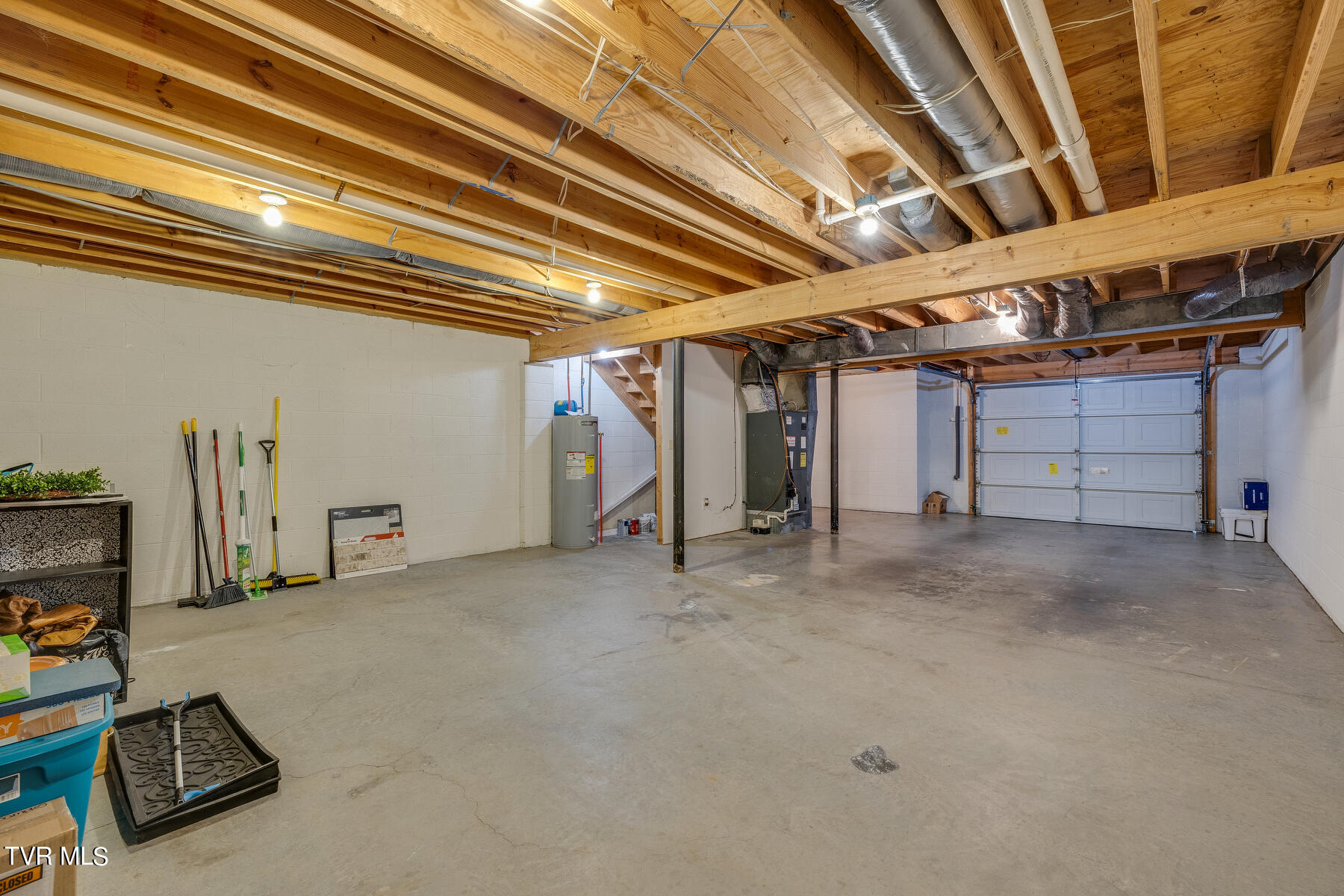 419 Andover Court, 419