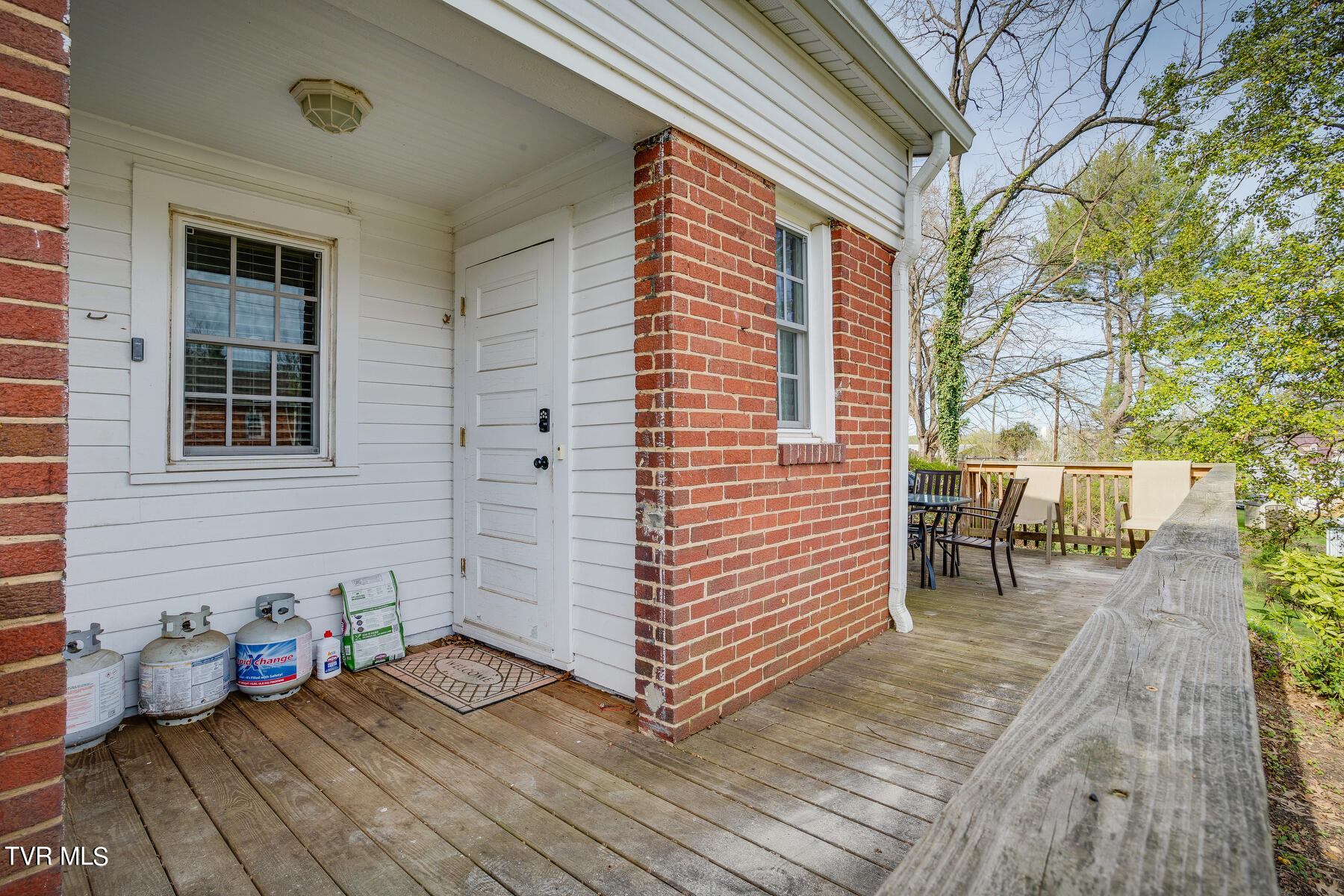 702 Yadkin Street