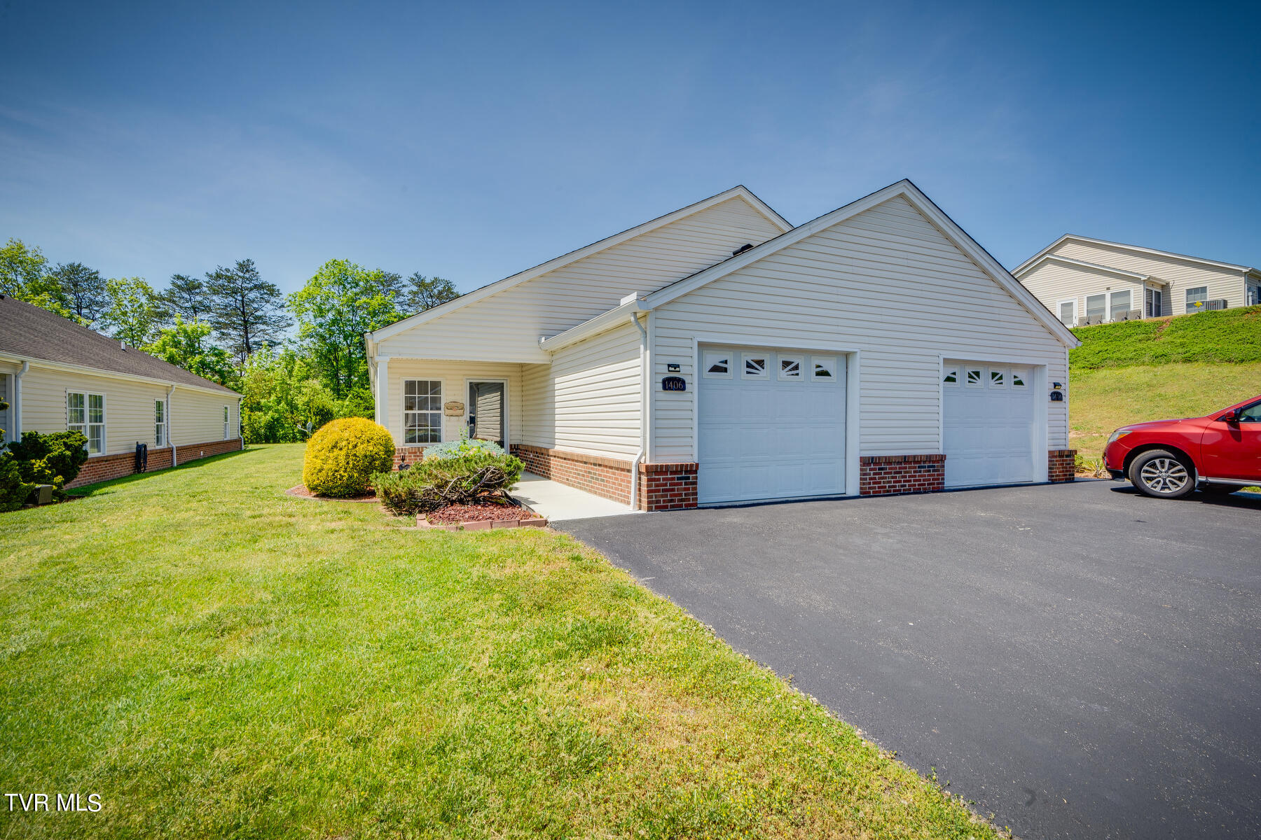 1406 Lodge Pine Walk, 1406