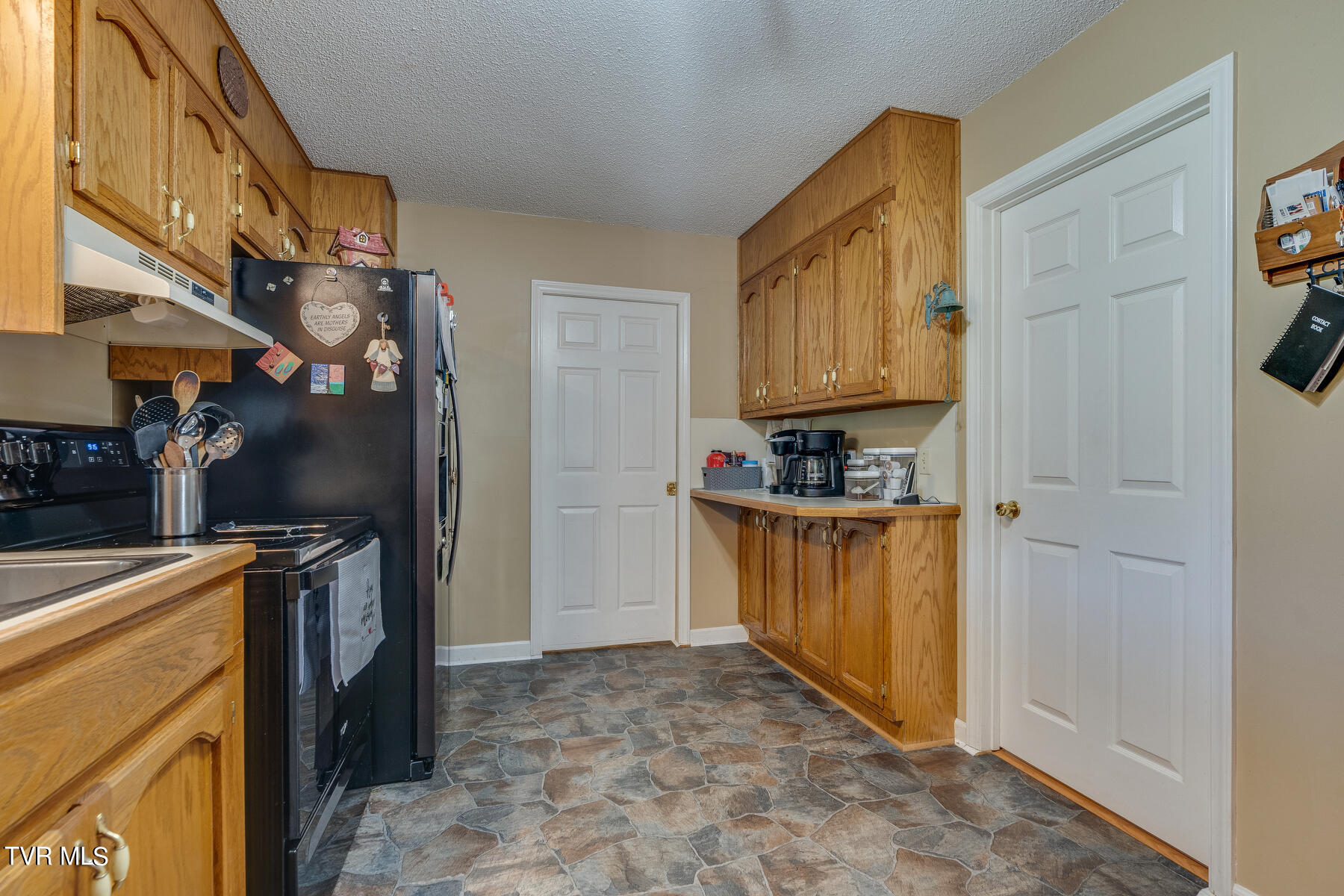 3912 Thornton Drive