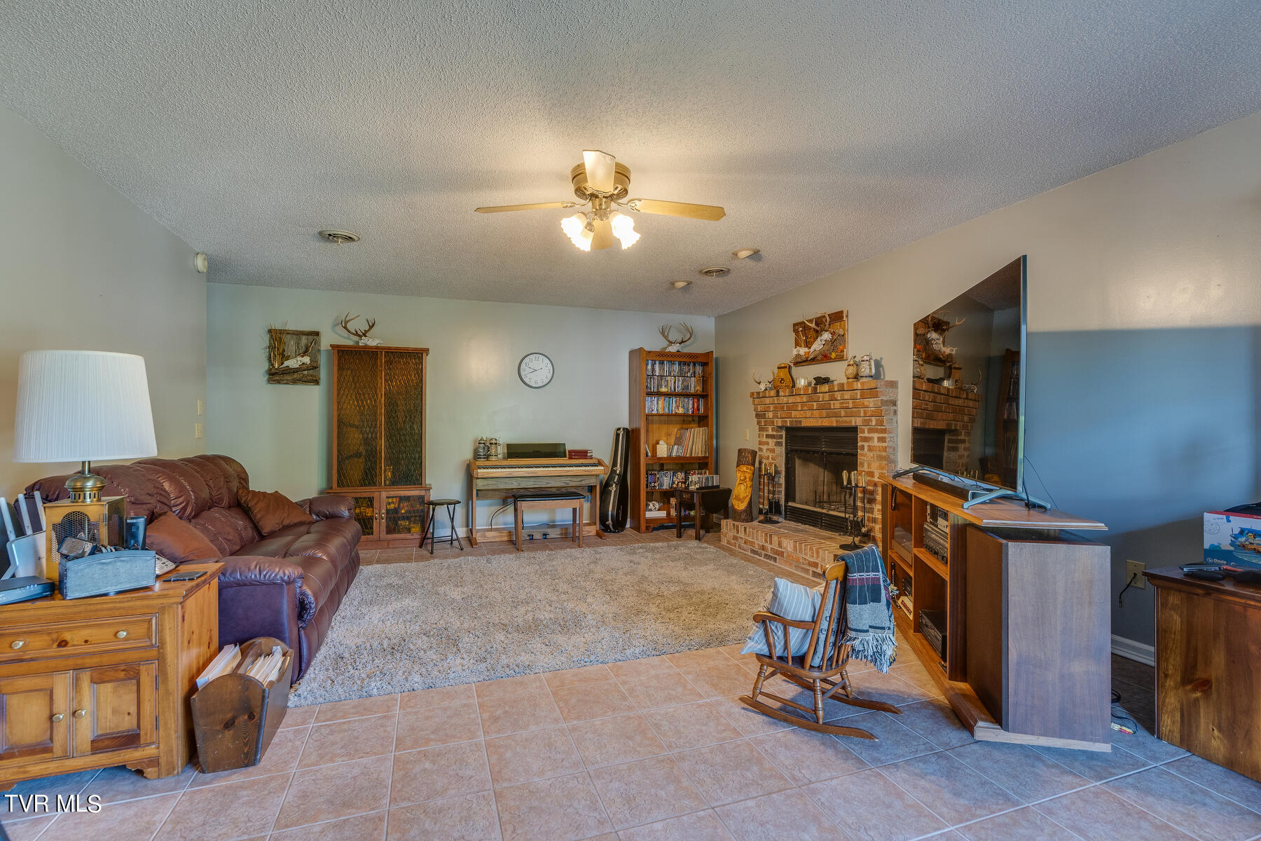3912 Thornton Drive