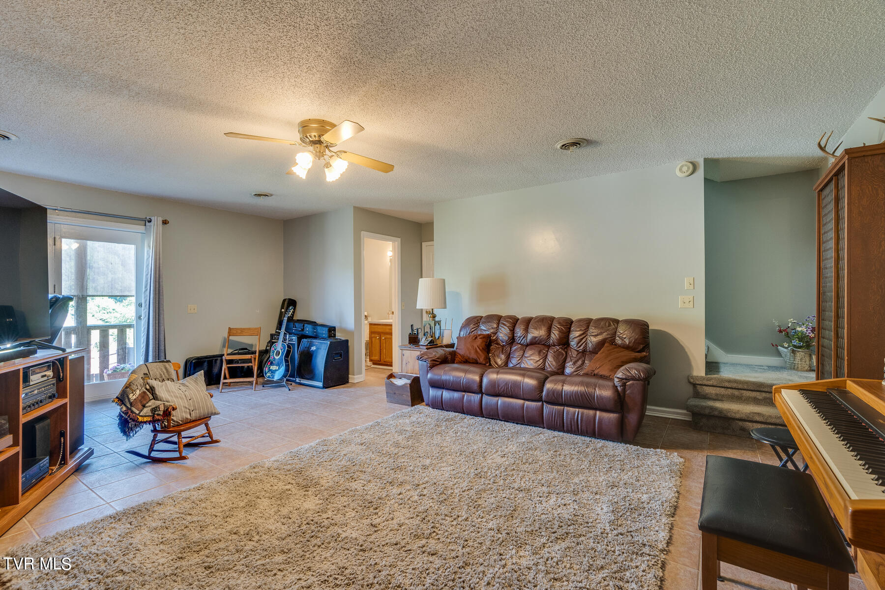 3912 Thornton Drive