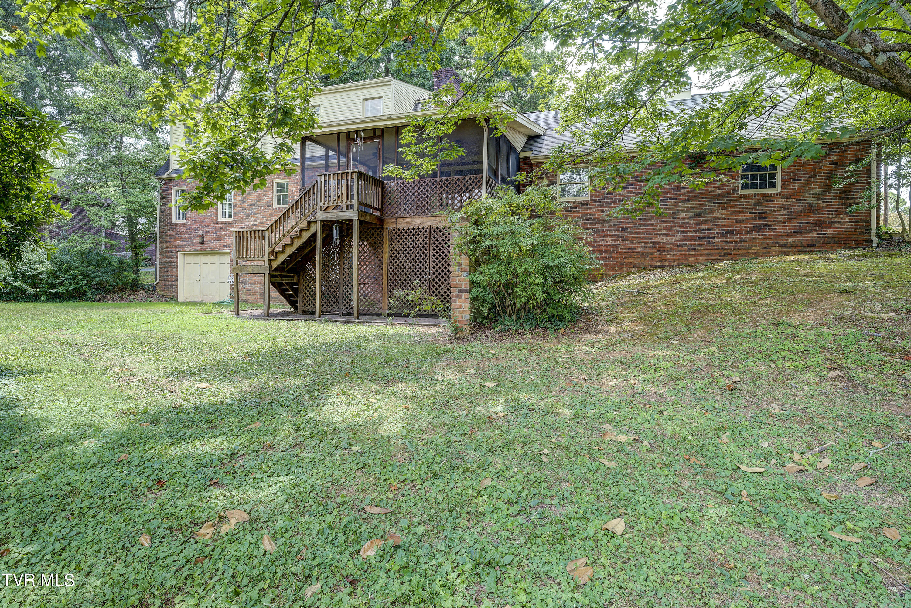 301 Coralwood Drive