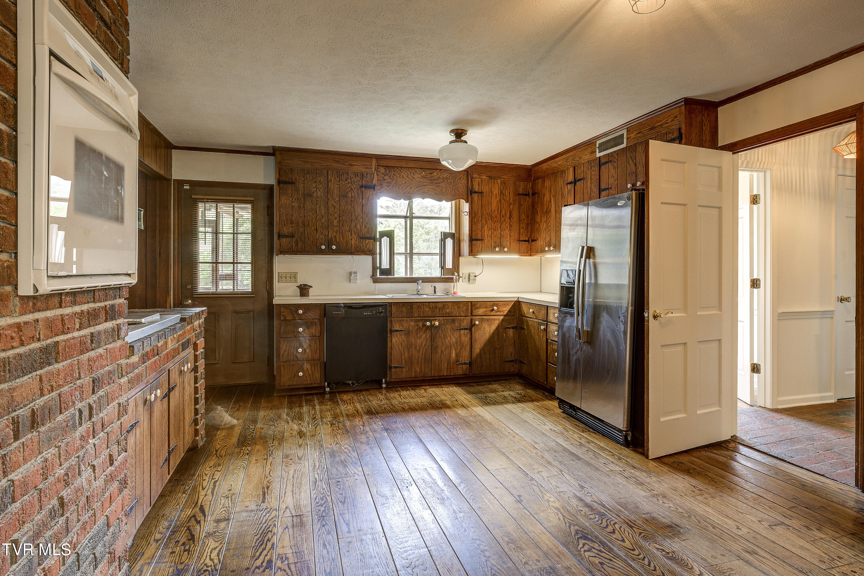 301 Coralwood Drive