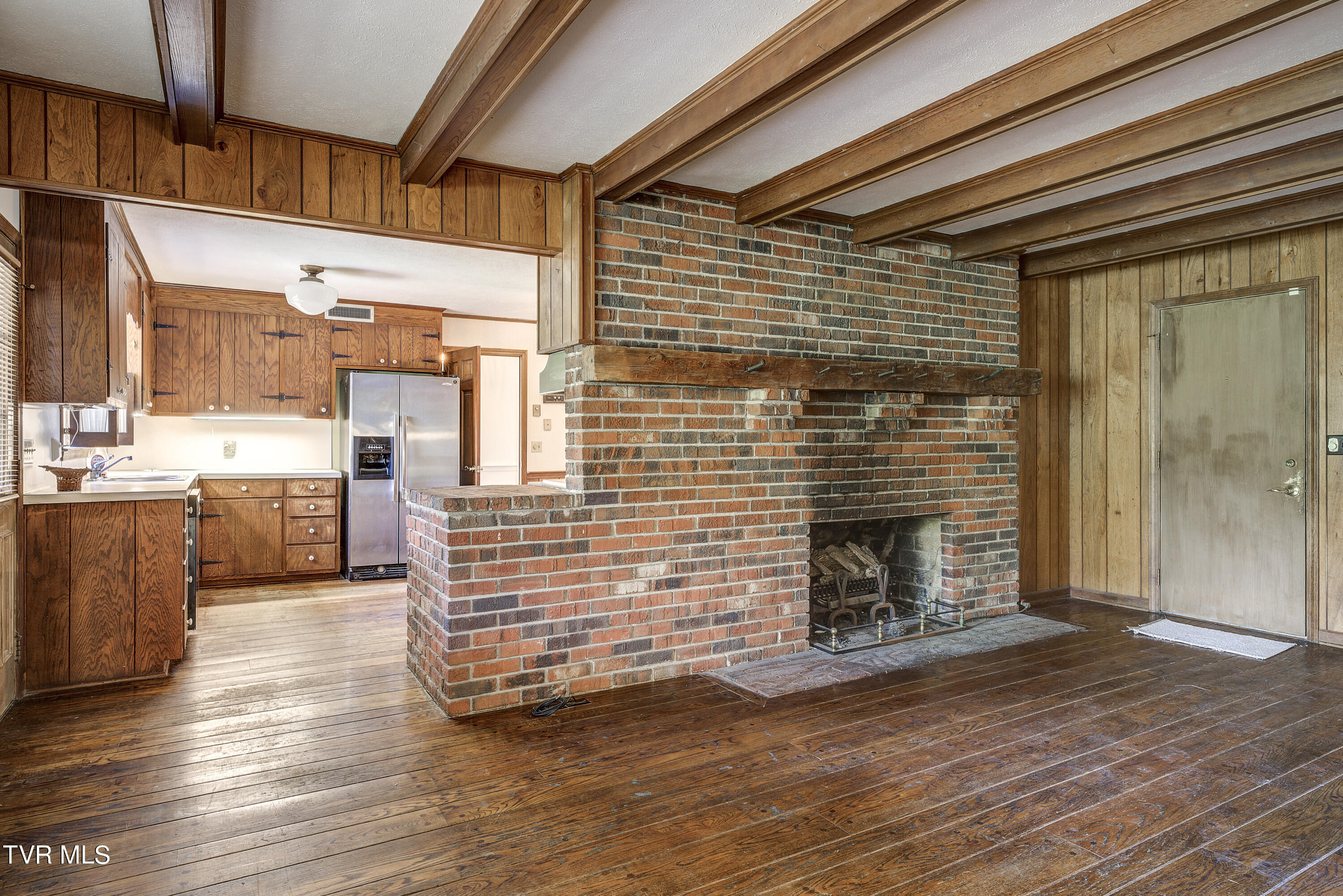 301 Coralwood Drive