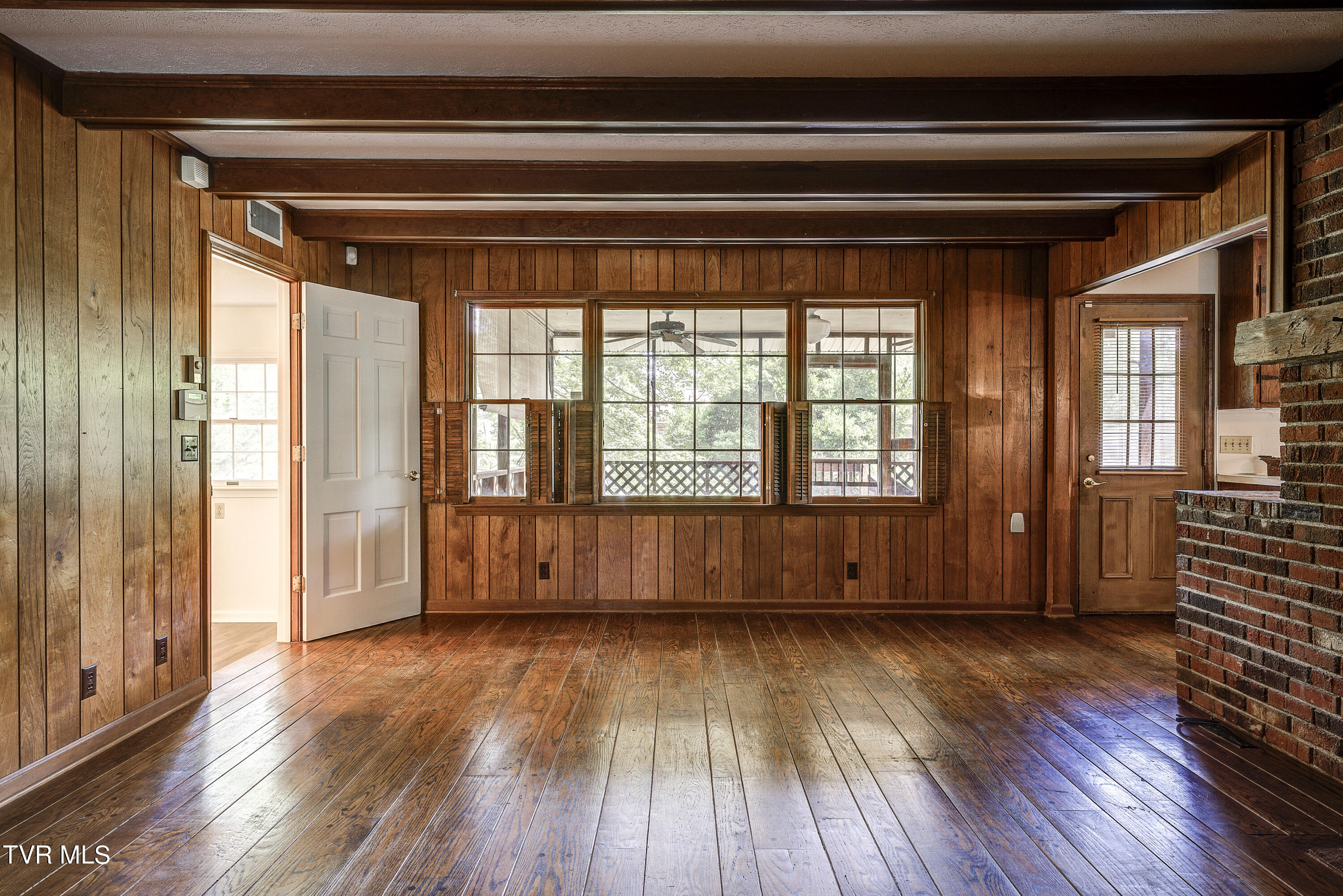 301 Coralwood Drive