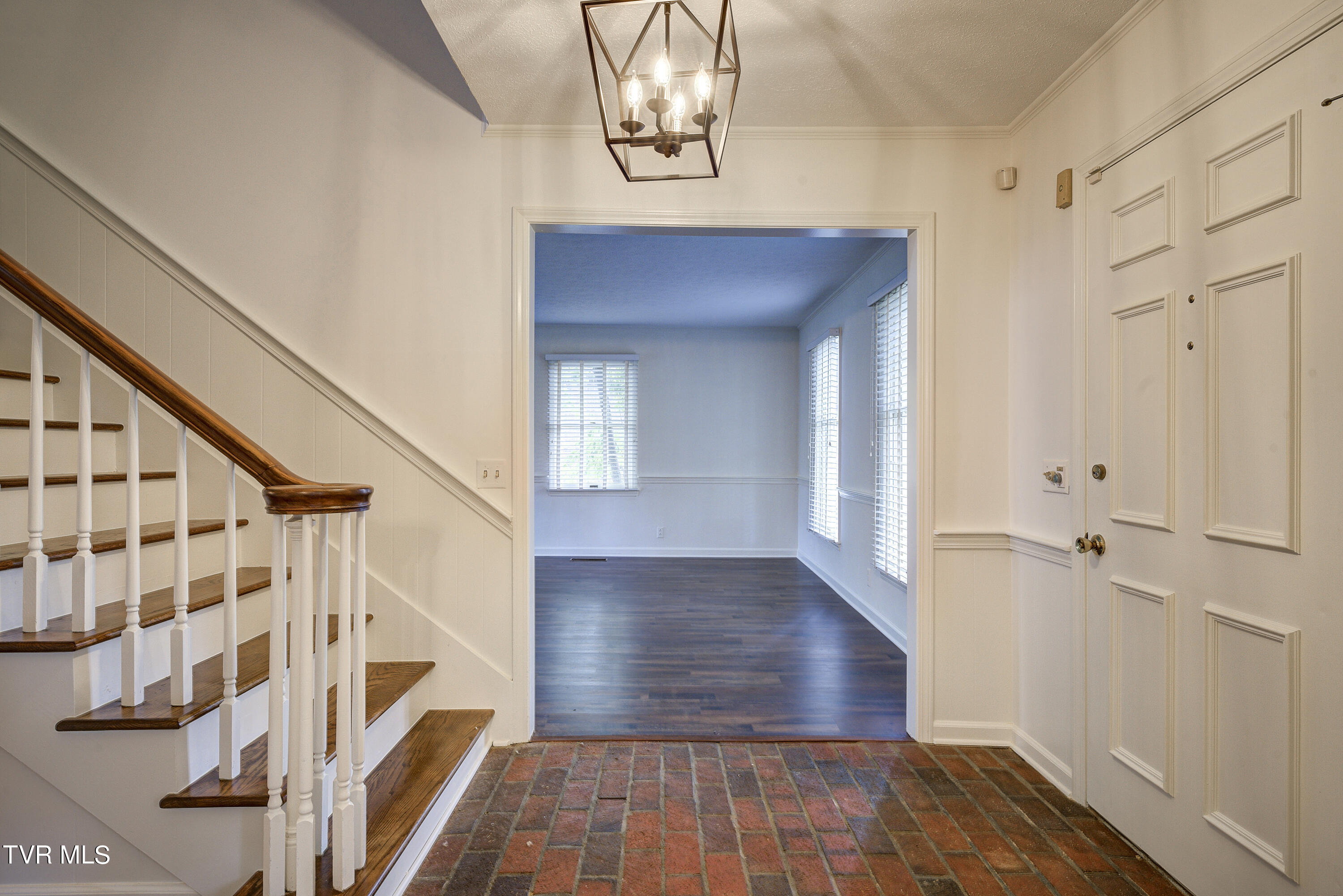 301 Coralwood Drive