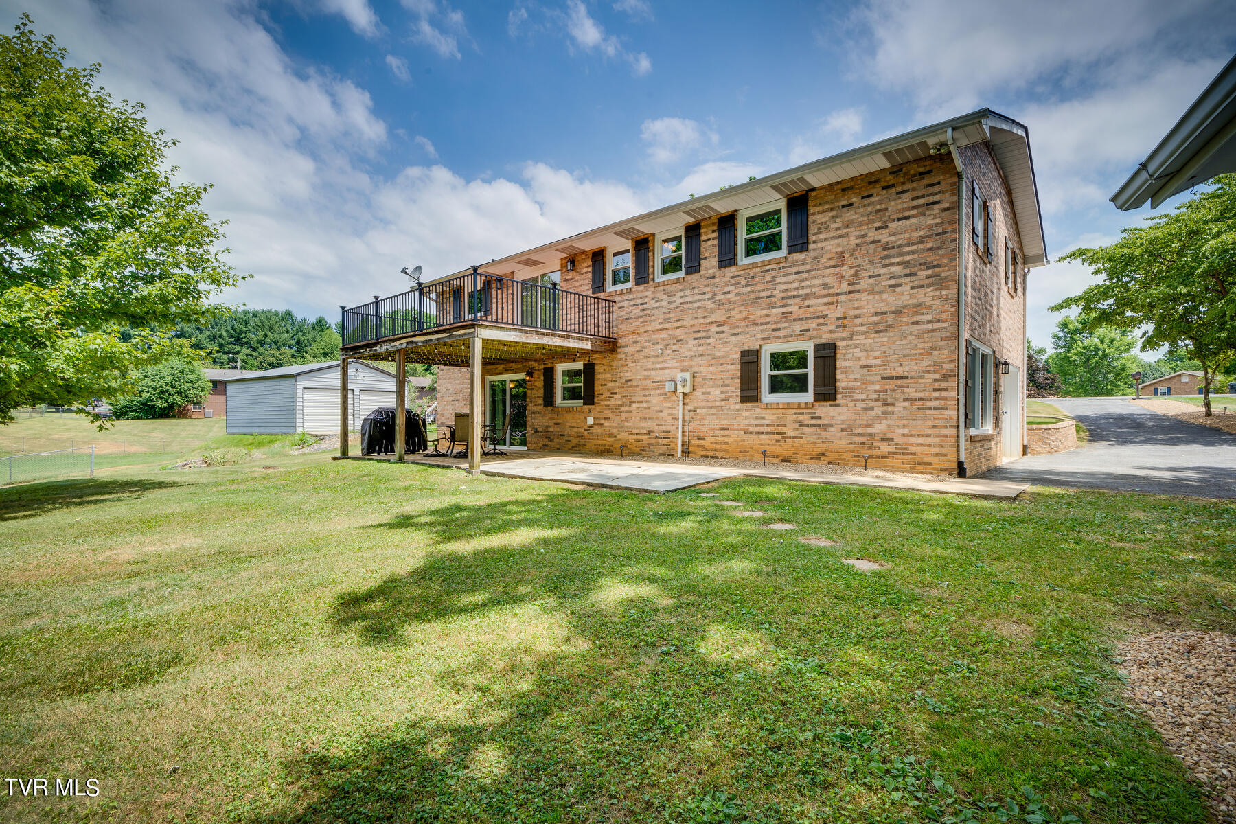 194 Deertrack Lane