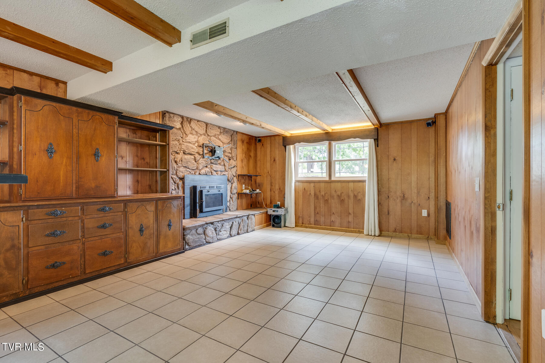 194 Deertrack Lane