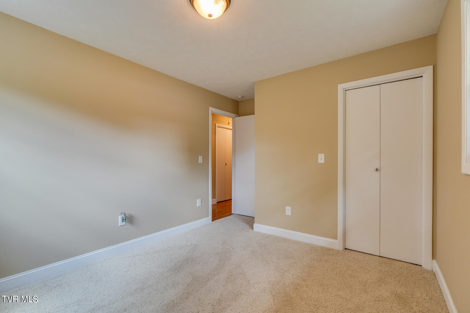 194 Deertrack Lane