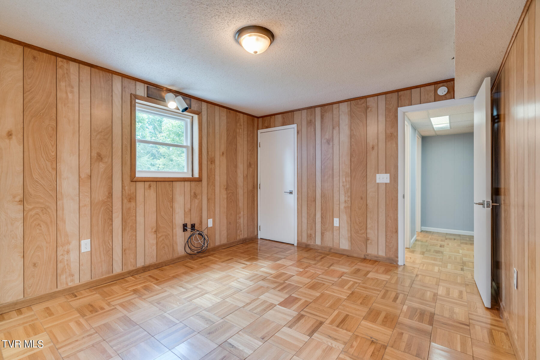 194 Deertrack Lane