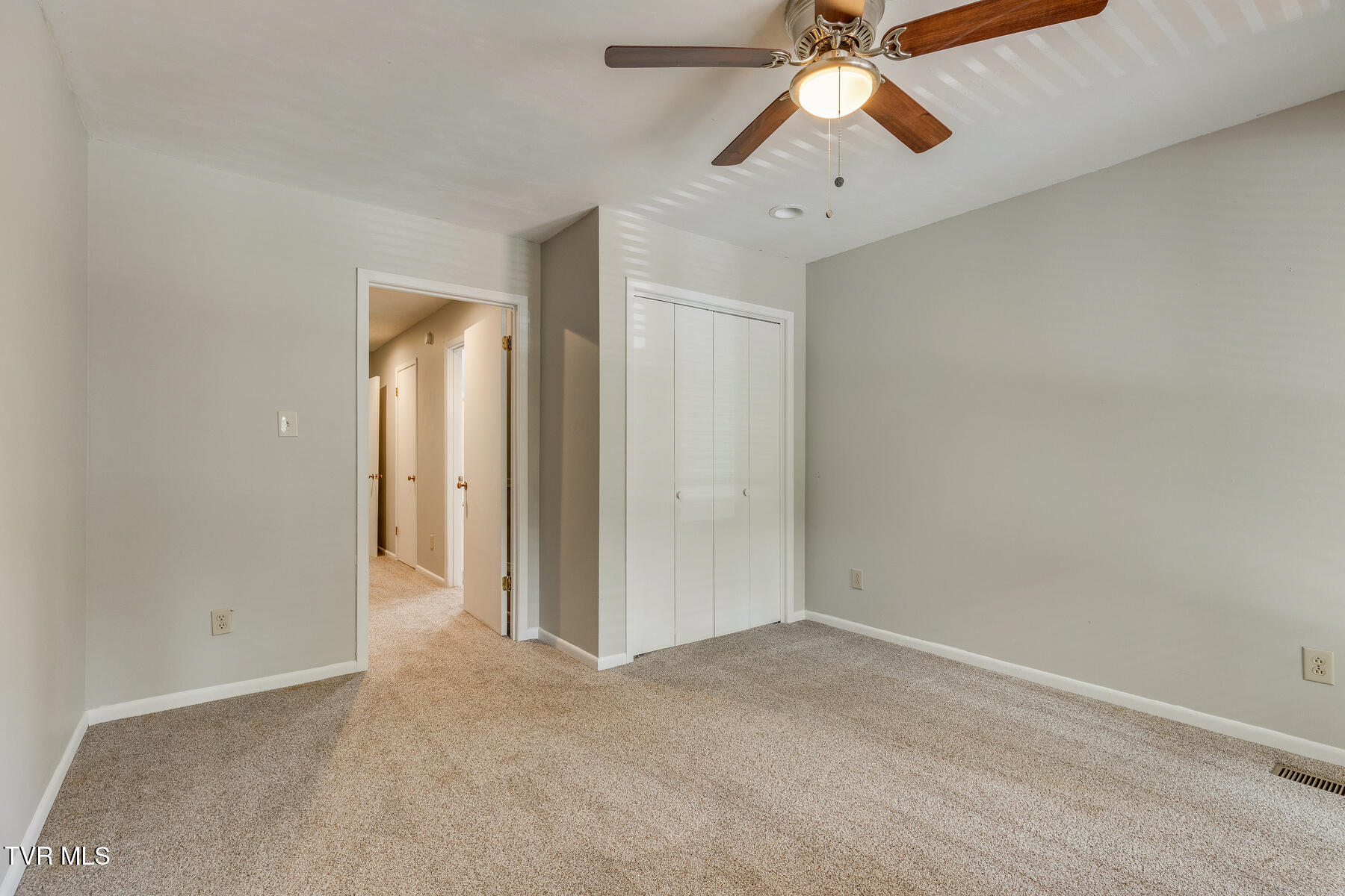 115 Beechnut Street, G6