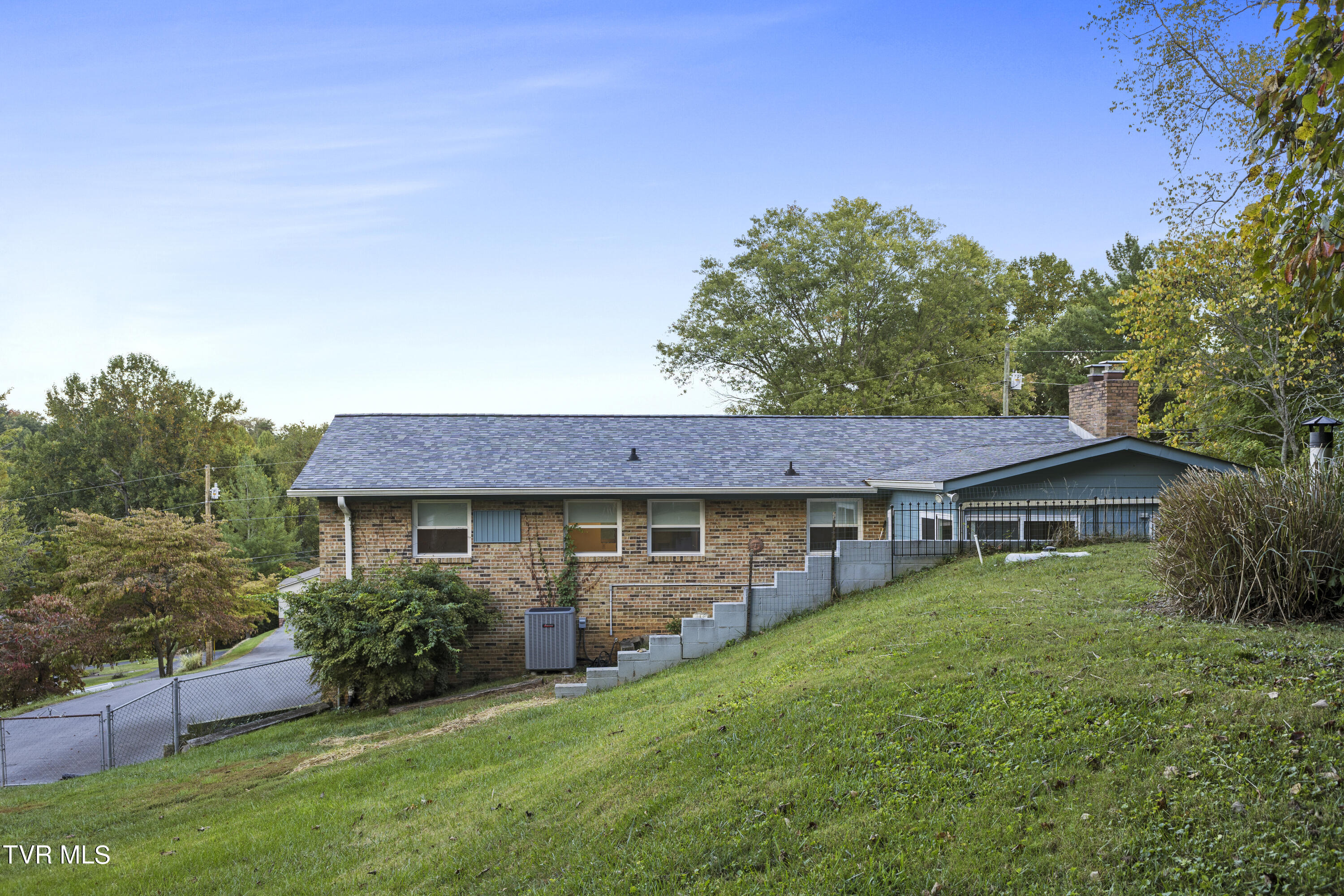 225 Royal Drive