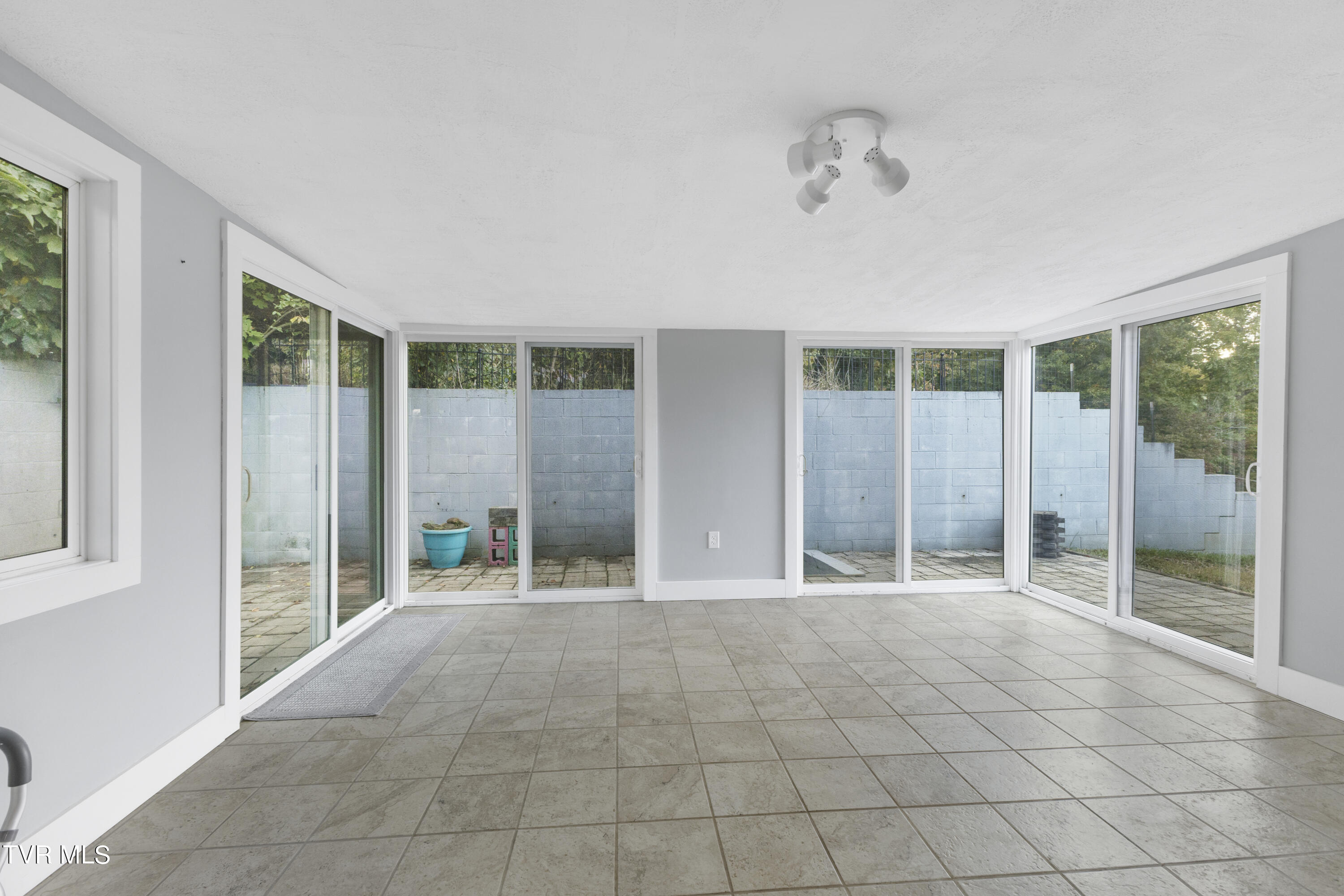 225 Royal Drive