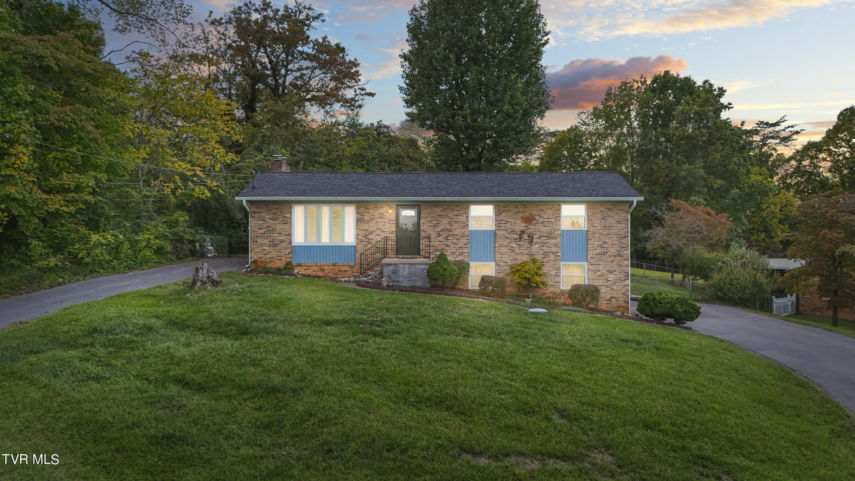 225 Royal Drive