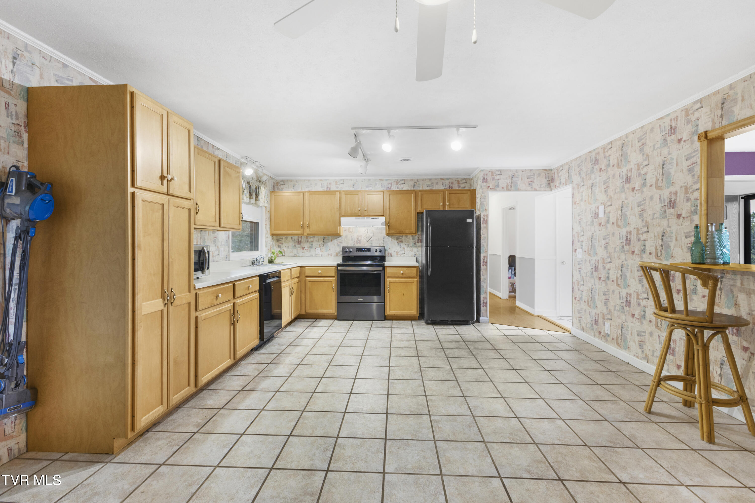225 Royal Drive