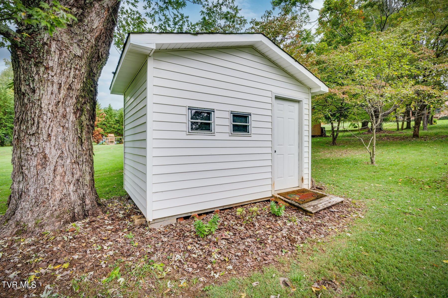 1180 Valley Drive
